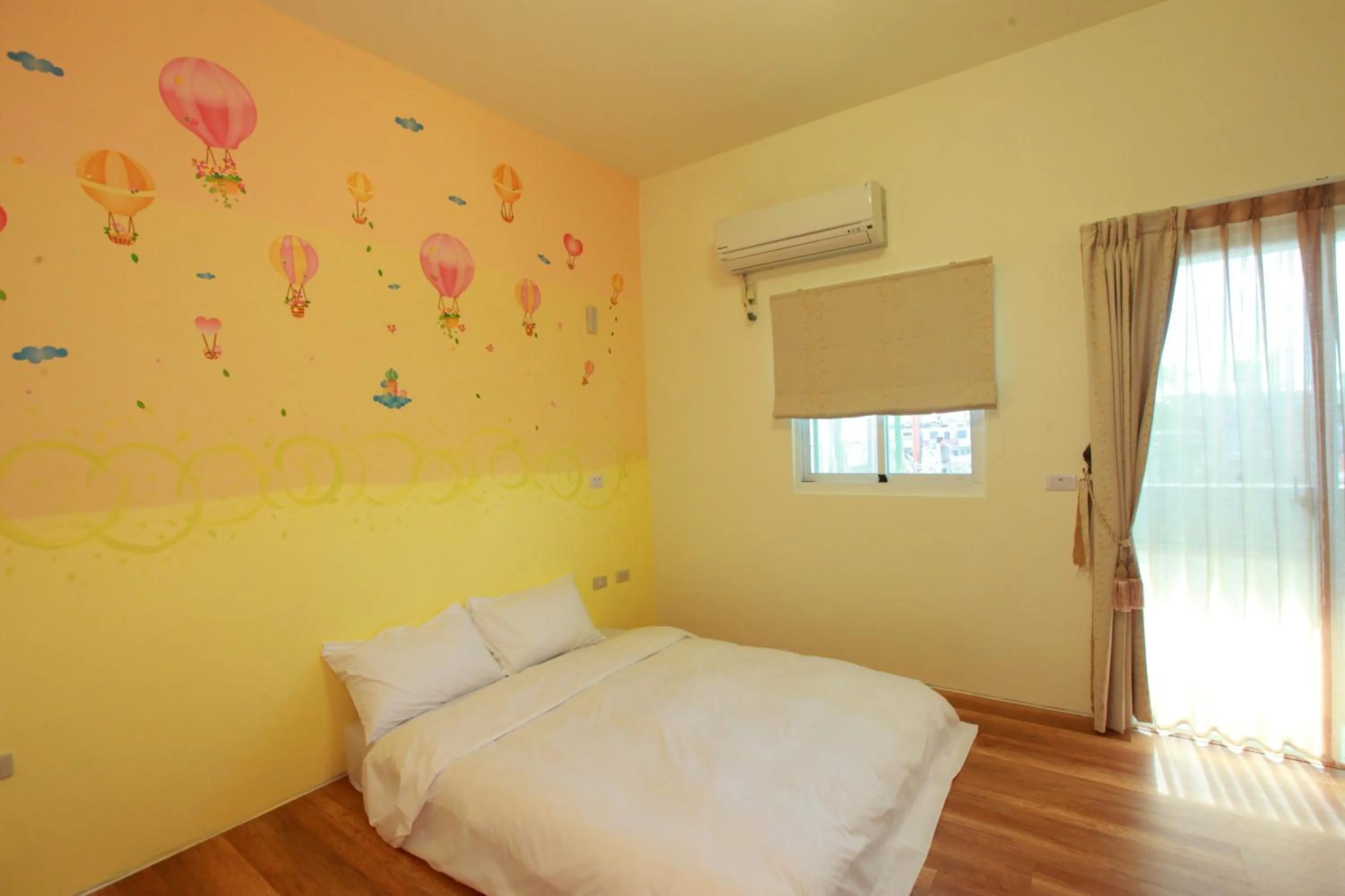Photo of the whole room, Bed in Dali Moonlight B&B