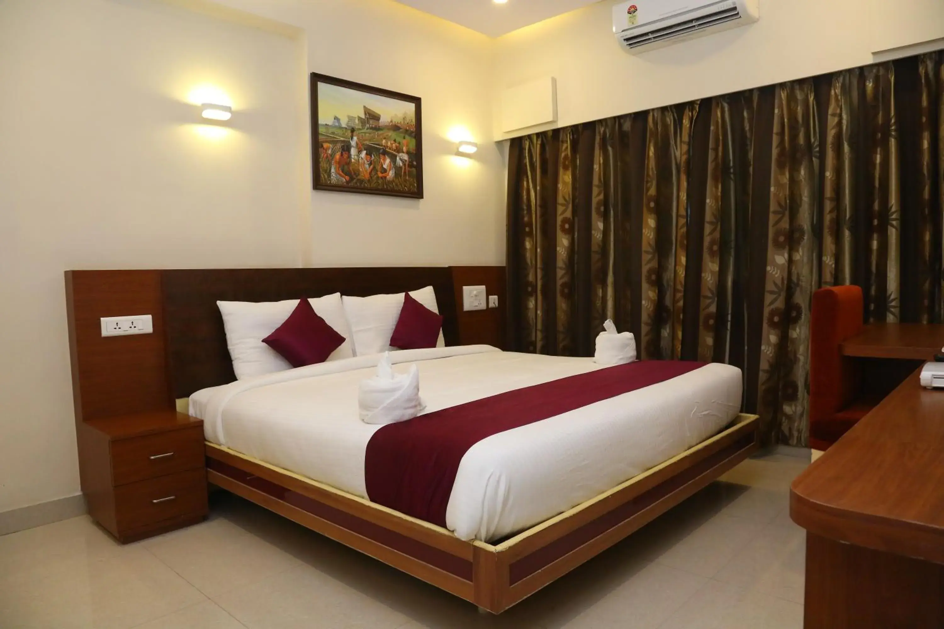 Bedroom, Bed in Hotel skml Grand Bedroom, Bed in Hotel skml Grand