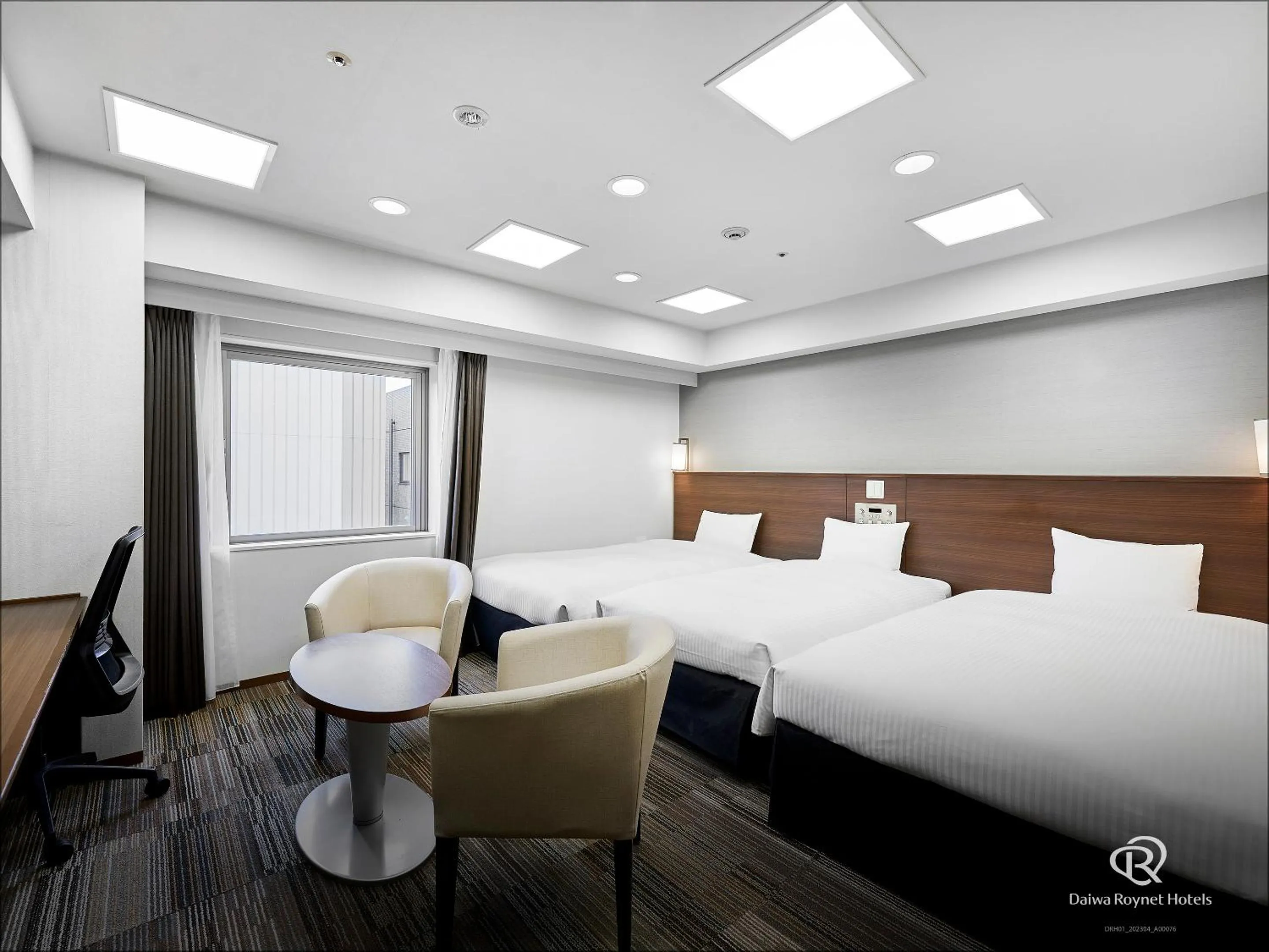 Bed in Daiwa Roynet Hotel Sendai