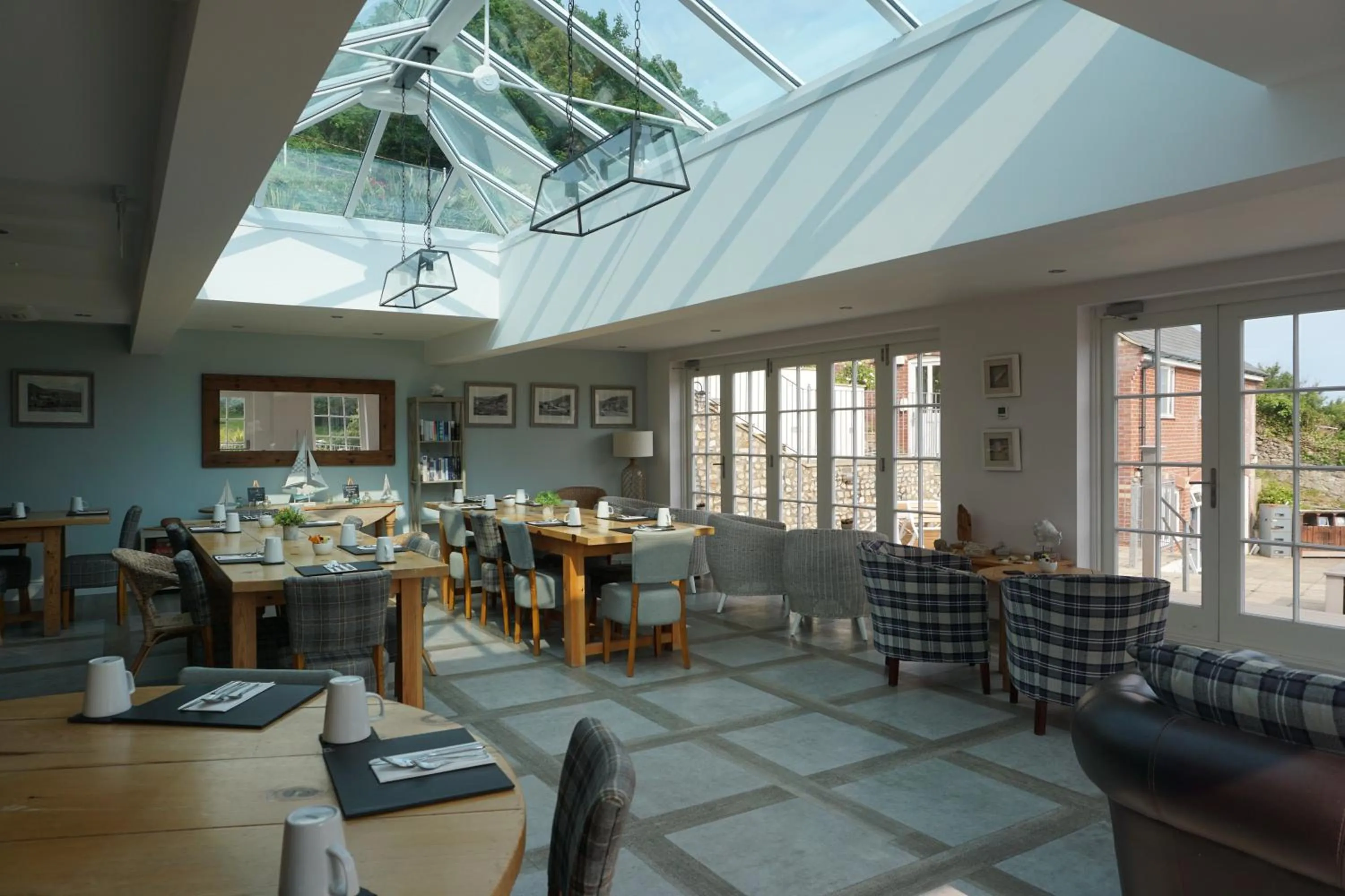 Lounge or bar in Durdle Door Hotel