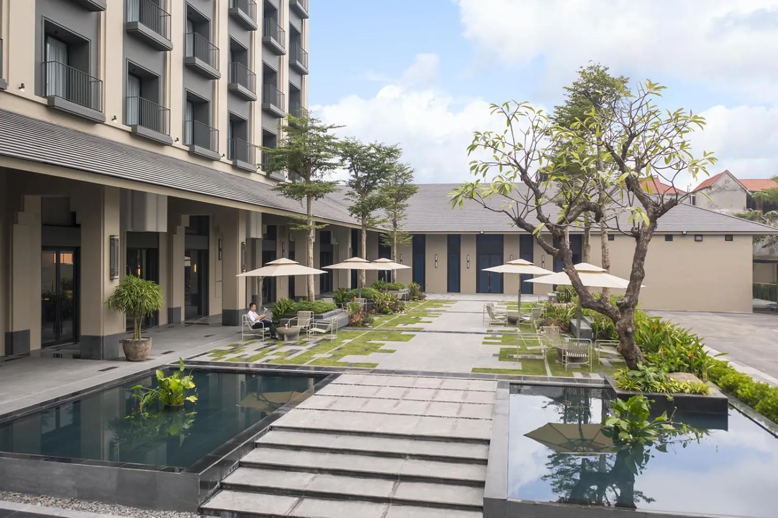 Restaurant/places to eat in Modena by Fraser Vinh Yen