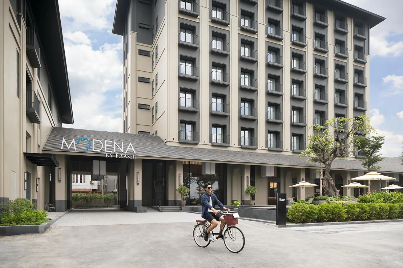 Property building in Modena by Fraser Vinh Yen