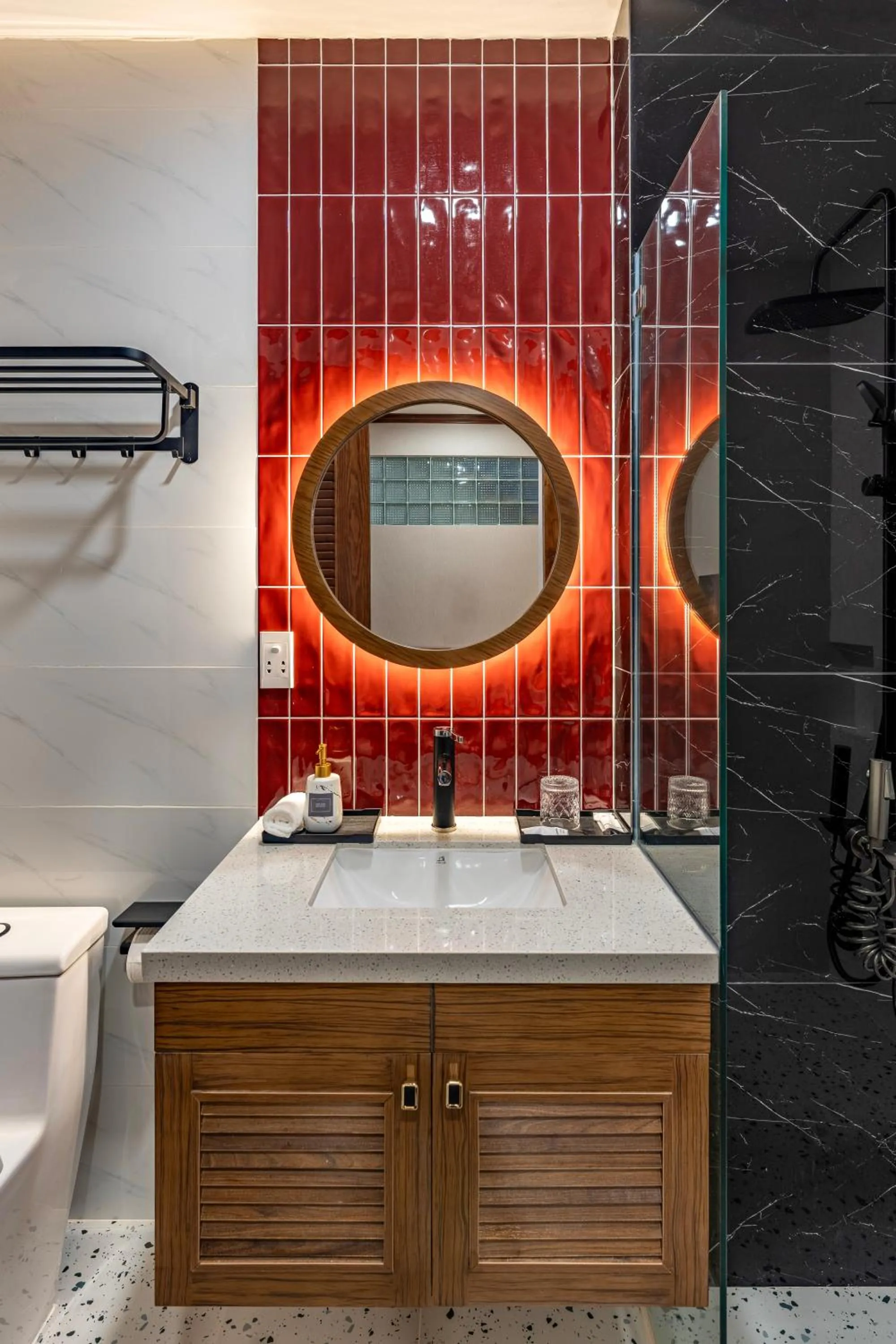 White Lotus - Heritage Hotel