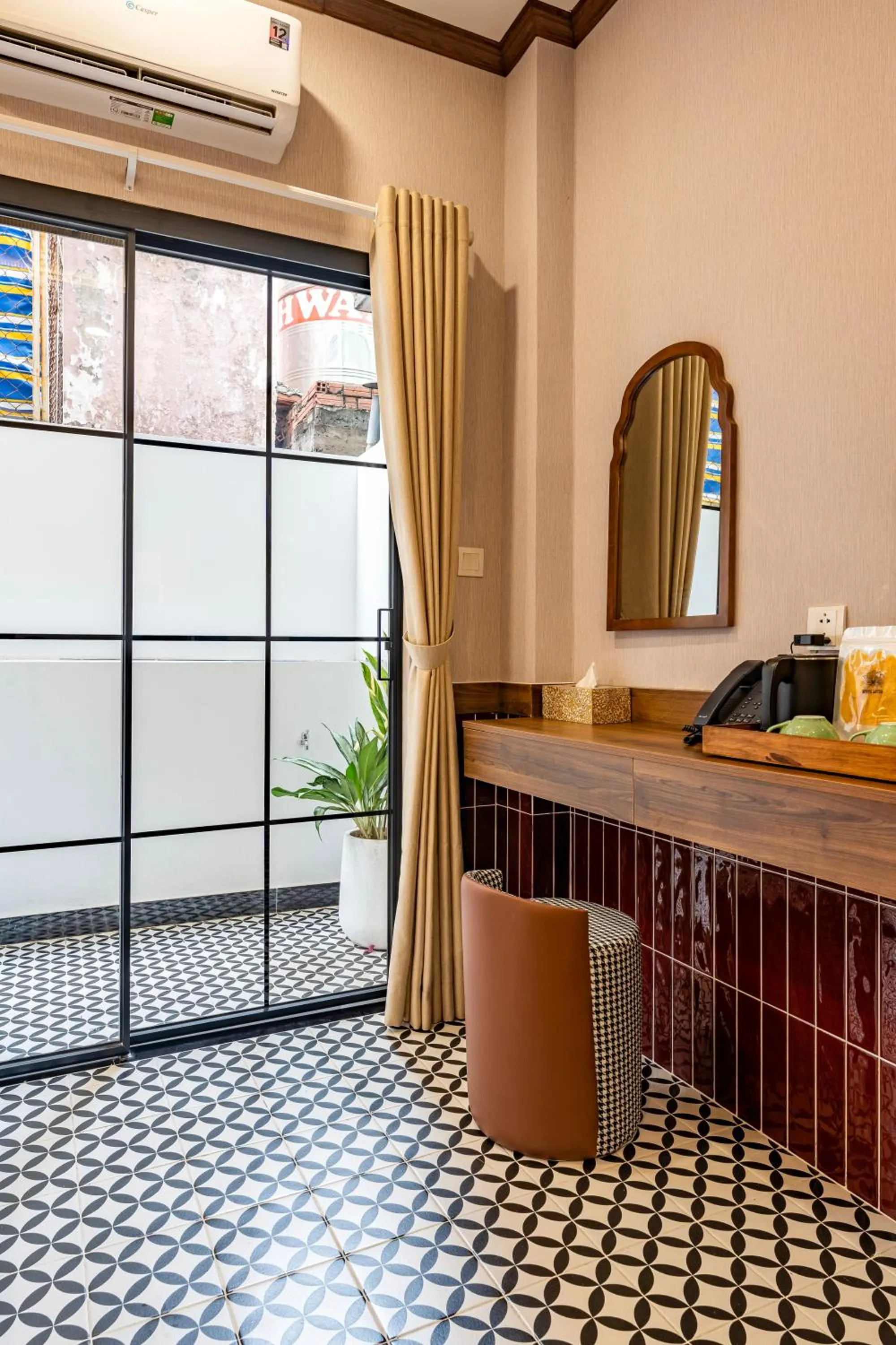 White Lotus - Heritage Hotel