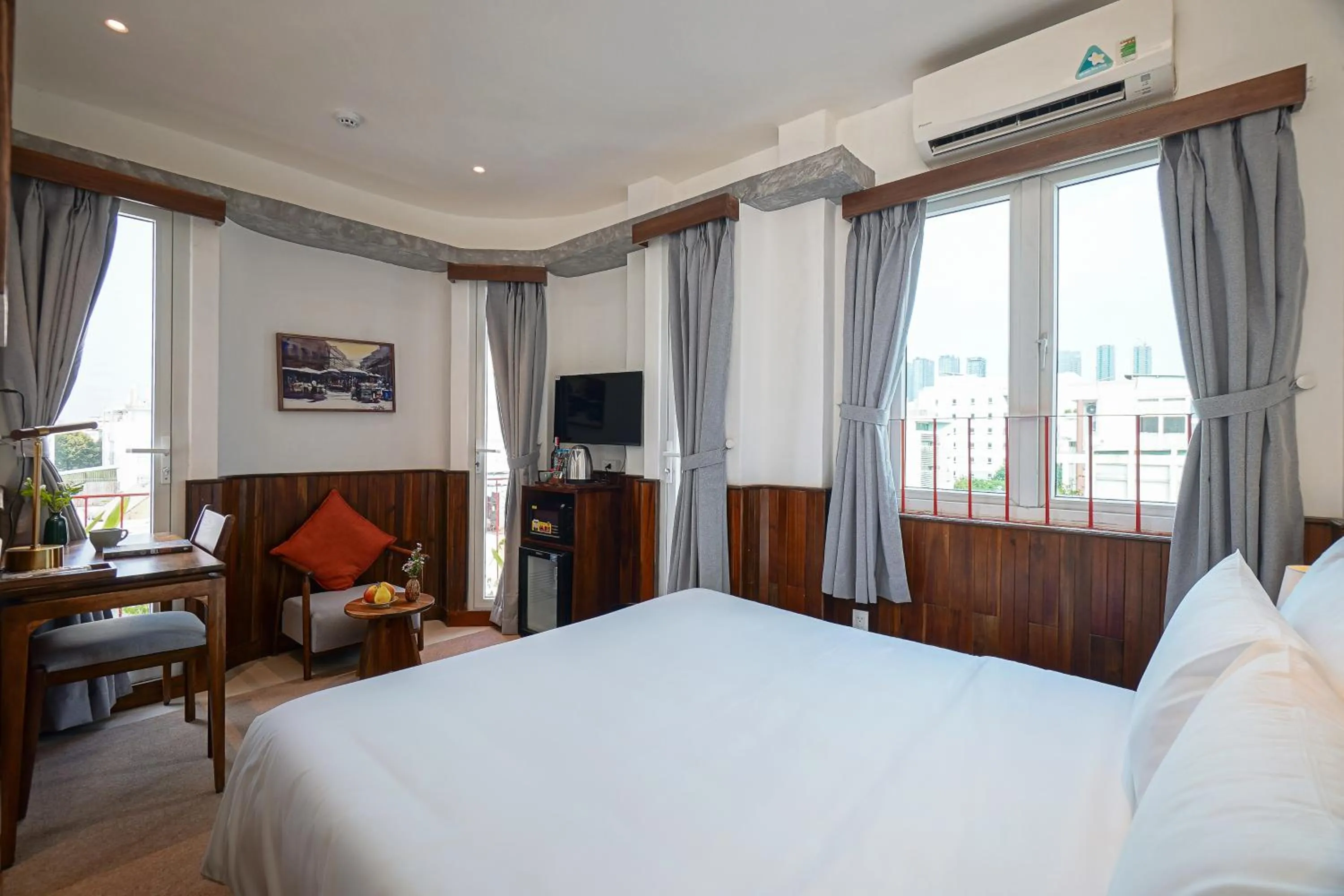 TV and multimedia, Bed in Nexus House Nguyen Binh Khiem - Near Saigon Zoo & Botanical Gardens