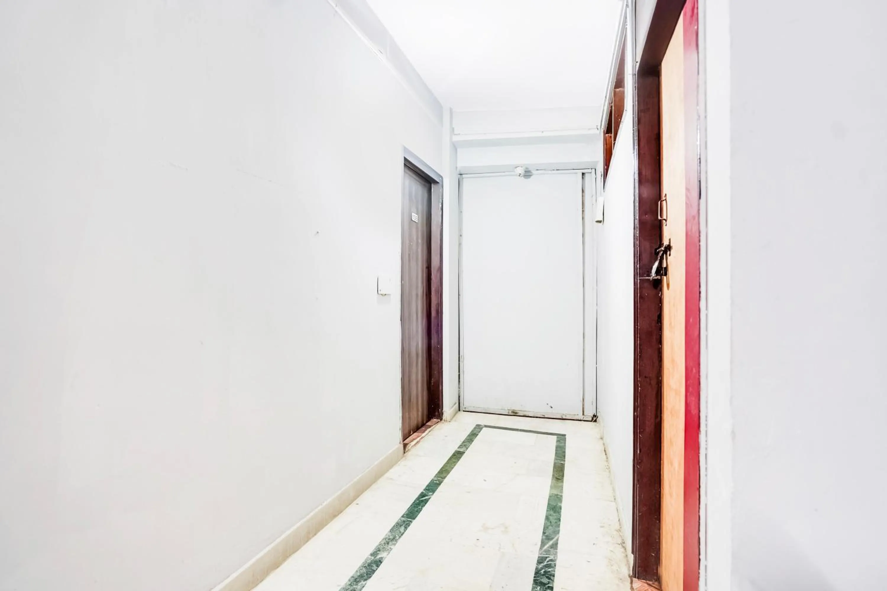 Lobby or reception in HOTEL O ELITE STAY