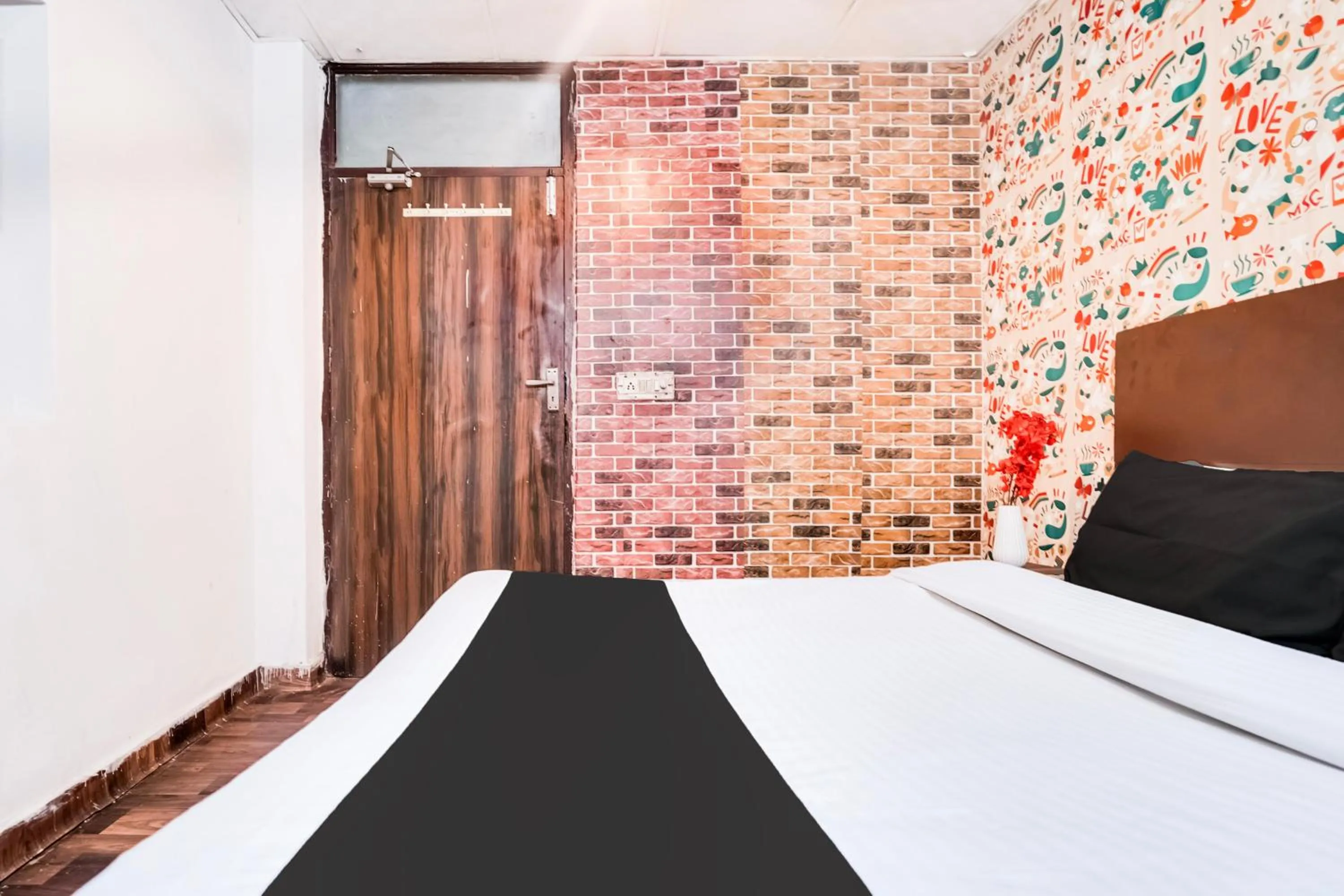 Bedroom, Bed in HOTEL O ELITE STAY