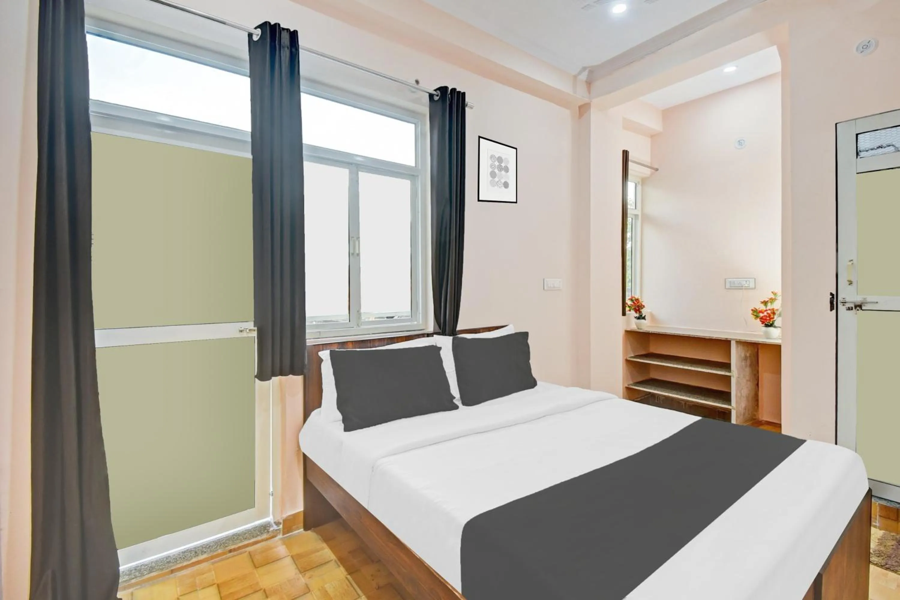 Bedroom, Bed in Hotel O HRD Guest House & Homestay