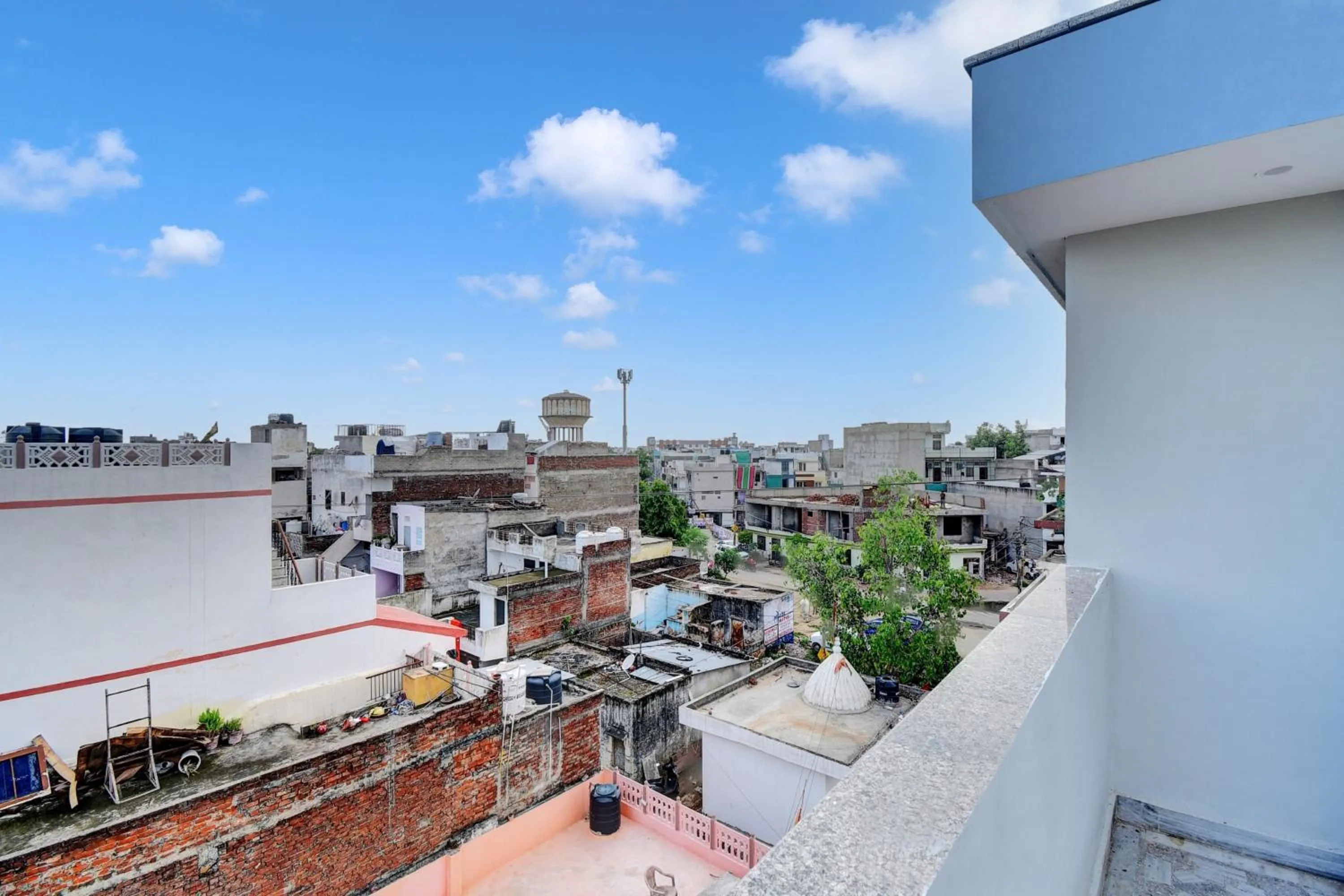 City view in Hotel O HRD Guest House & Homestay