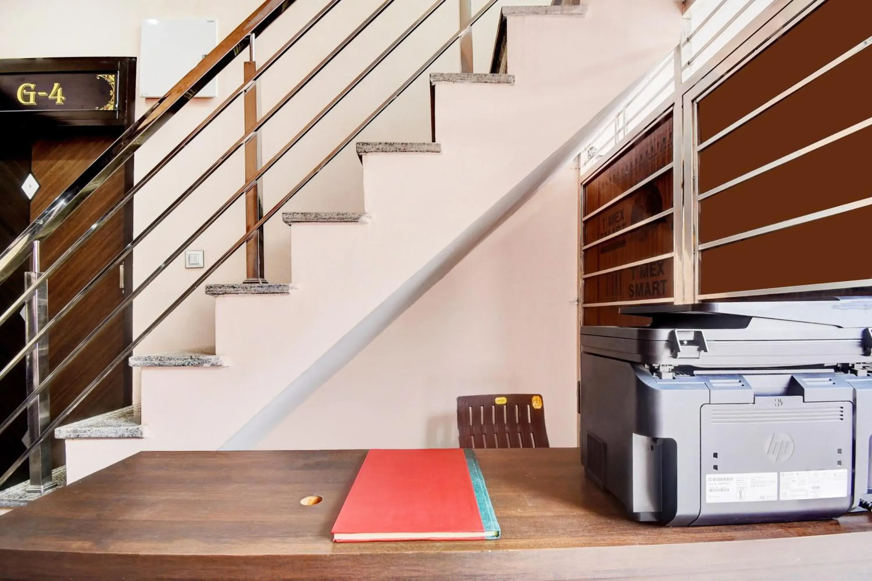 Lobby or reception in Hotel O HRD Guest House & Homestay Lobby or reception in Hotel O HRD Guest House & Homestay