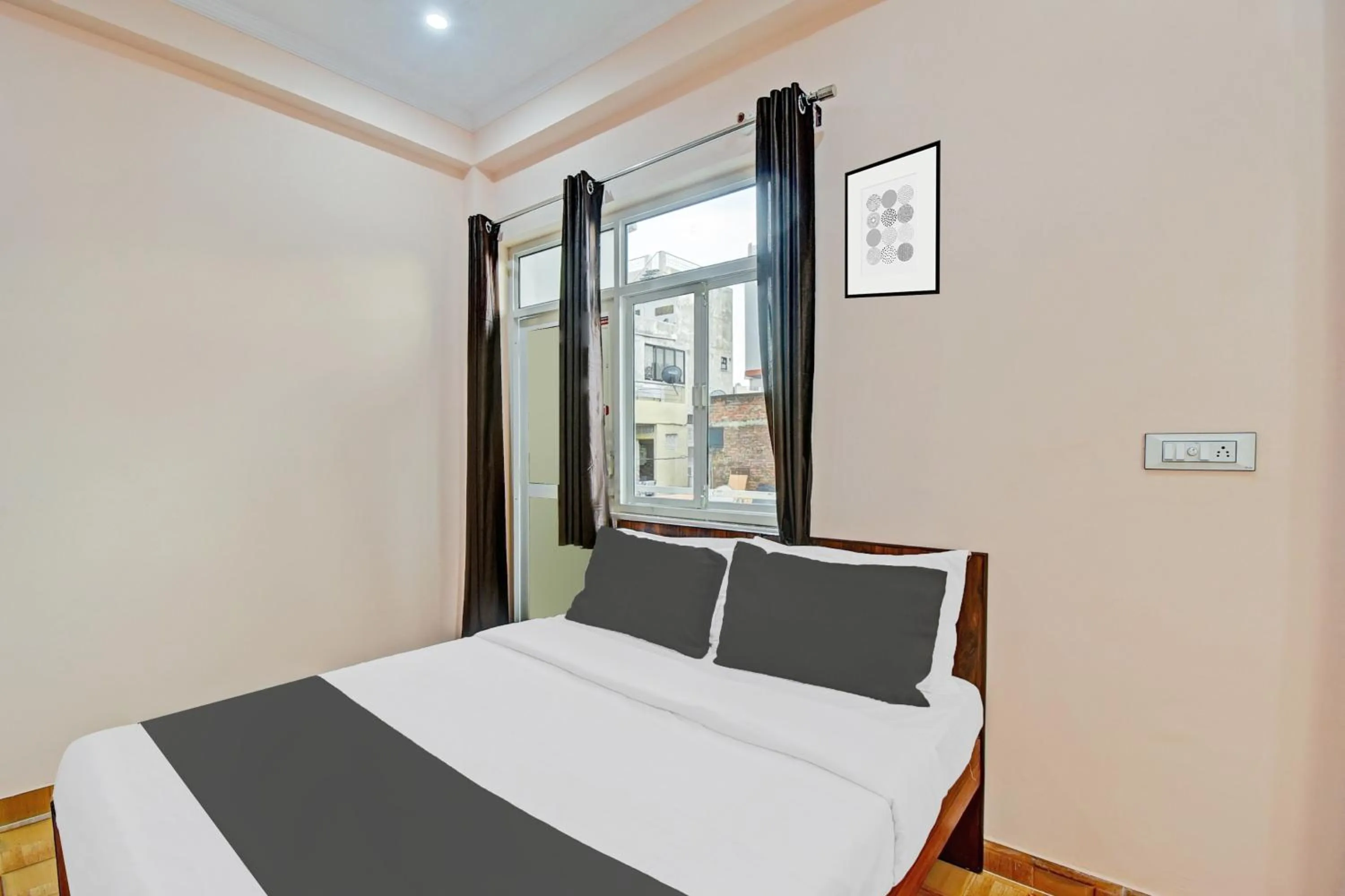 Bedroom, Bed in Hotel O HRD Guest House & Homestay