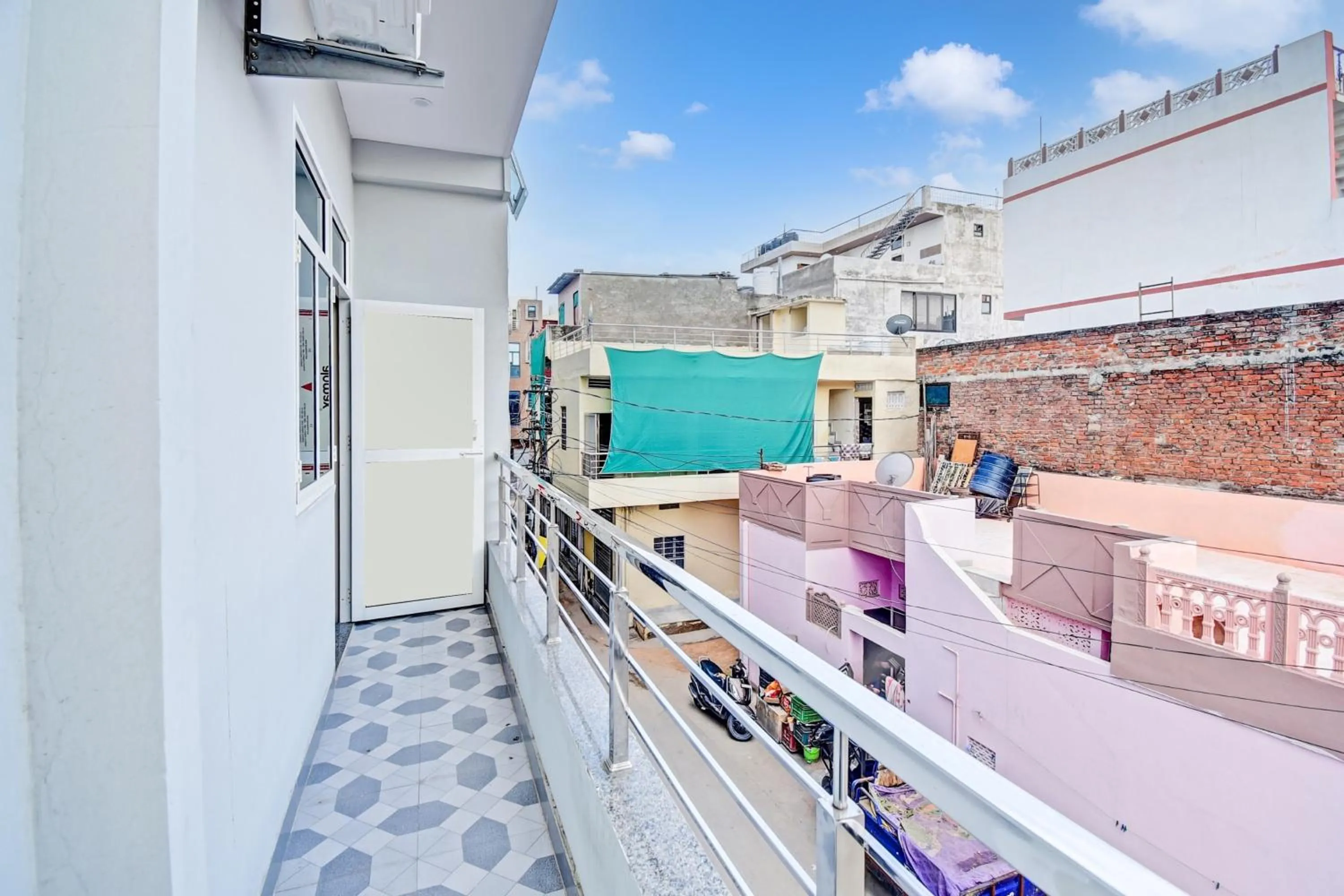 Balcony/Terrace in Hotel O HRD Guest House & Homestay