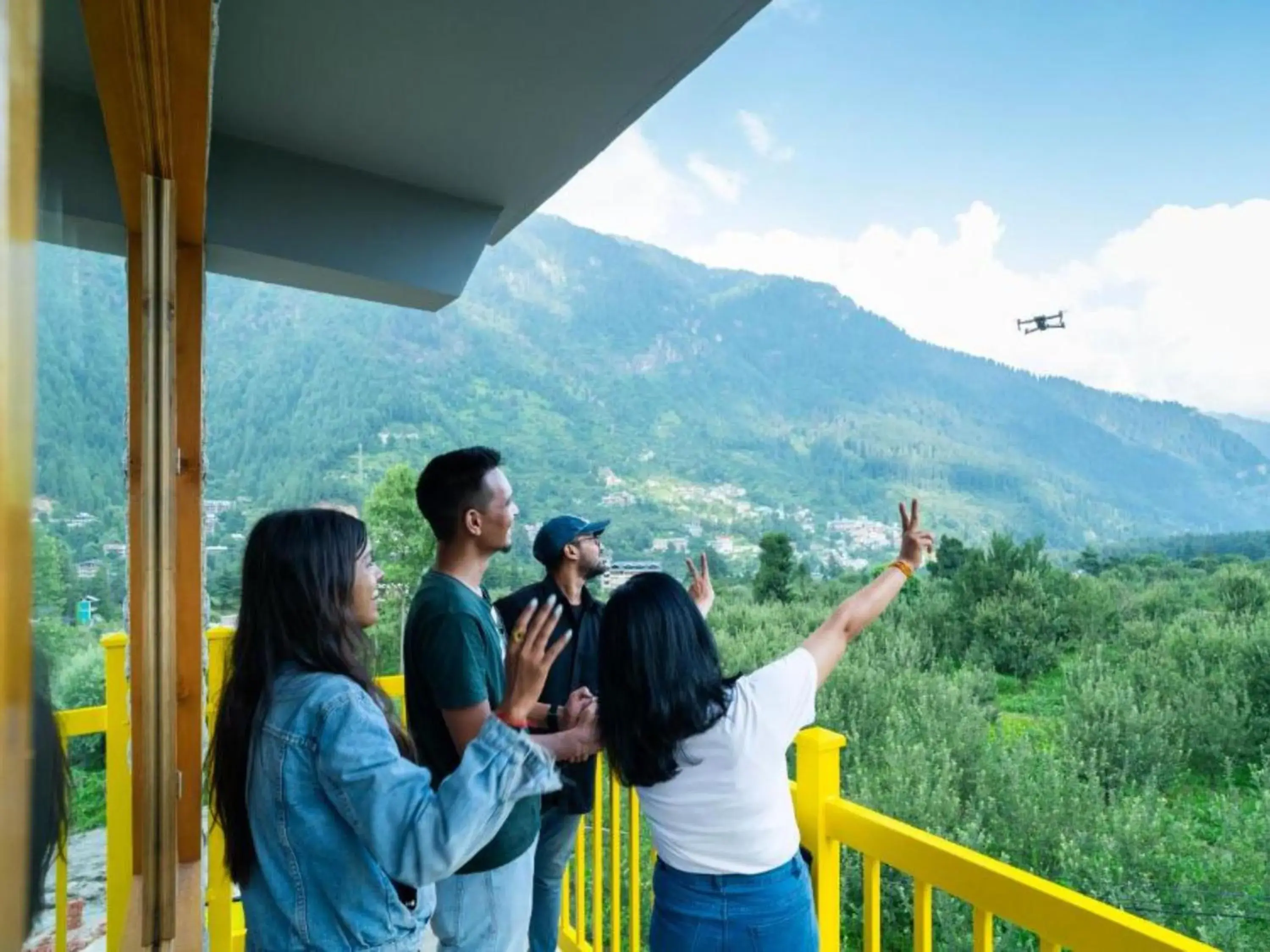 Bed in 4 Bed Mixed Dormitory with Balcony and Valley View in The Hosteller Old Manali, Manu Temple Bed in 4 Bed Mixed Dormitory with Balcony and Valley View in The Hosteller Old Manali, Manu Temple