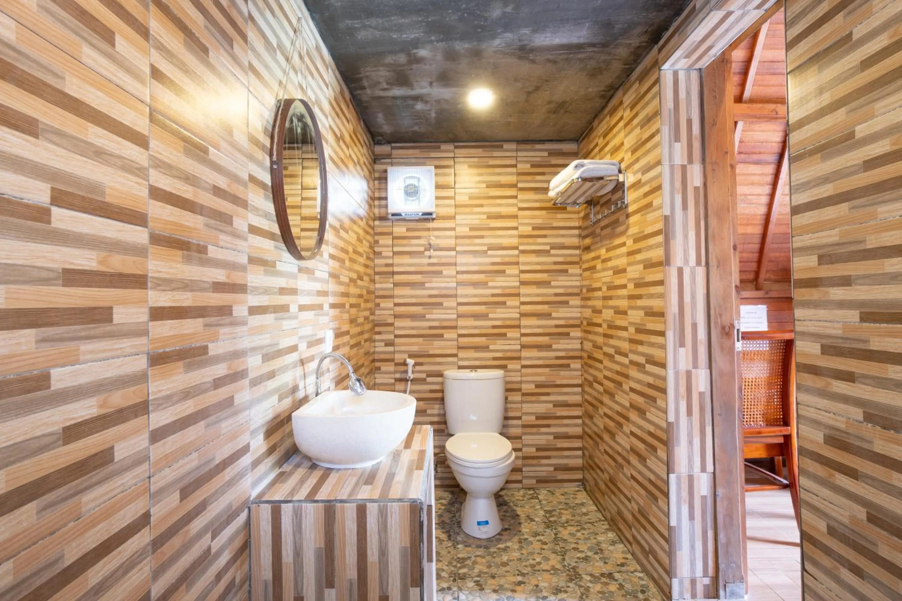 Shower in Puri Kurnia Ayu