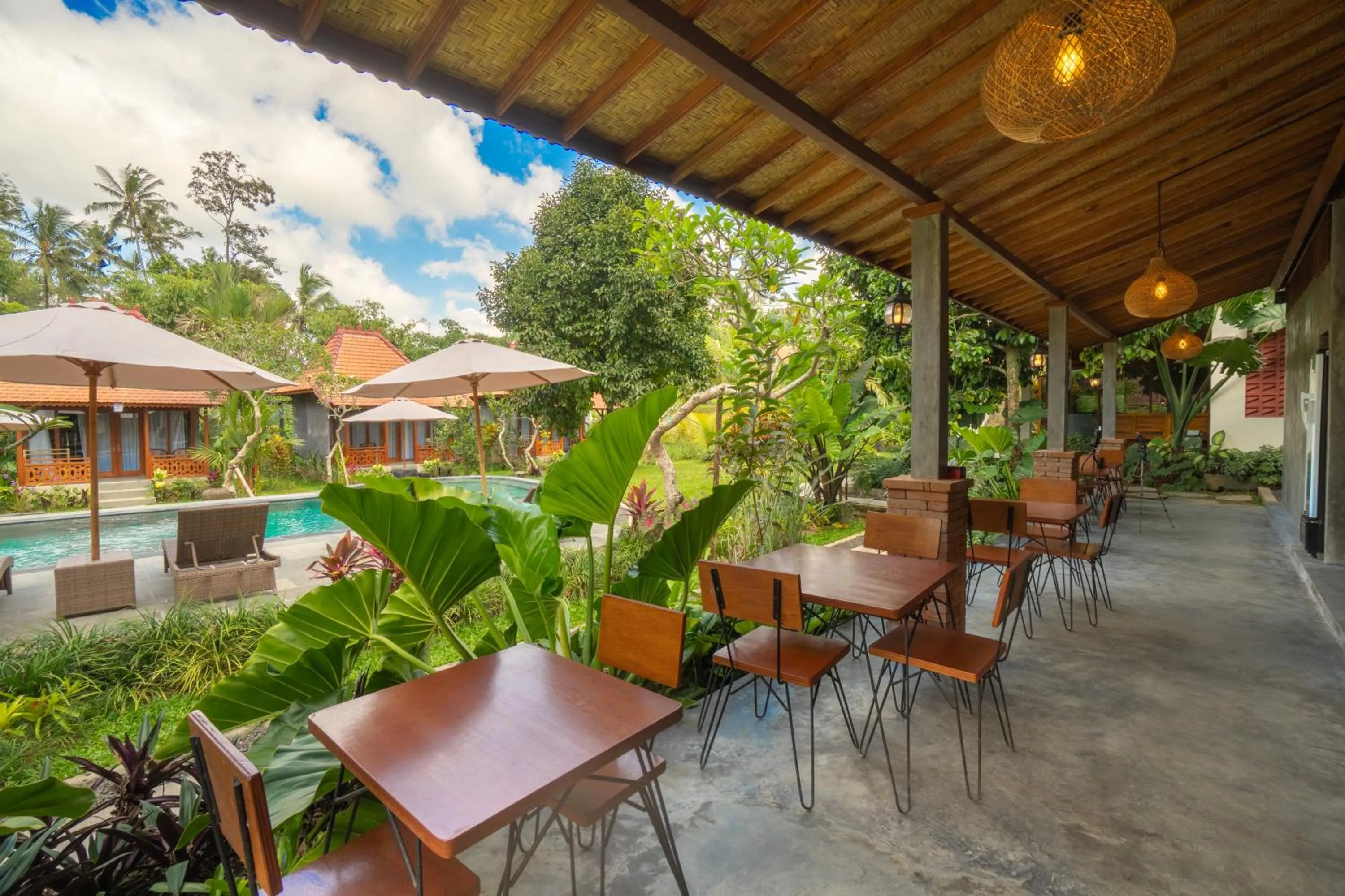 Patio in Puri Kurnia Ayu
