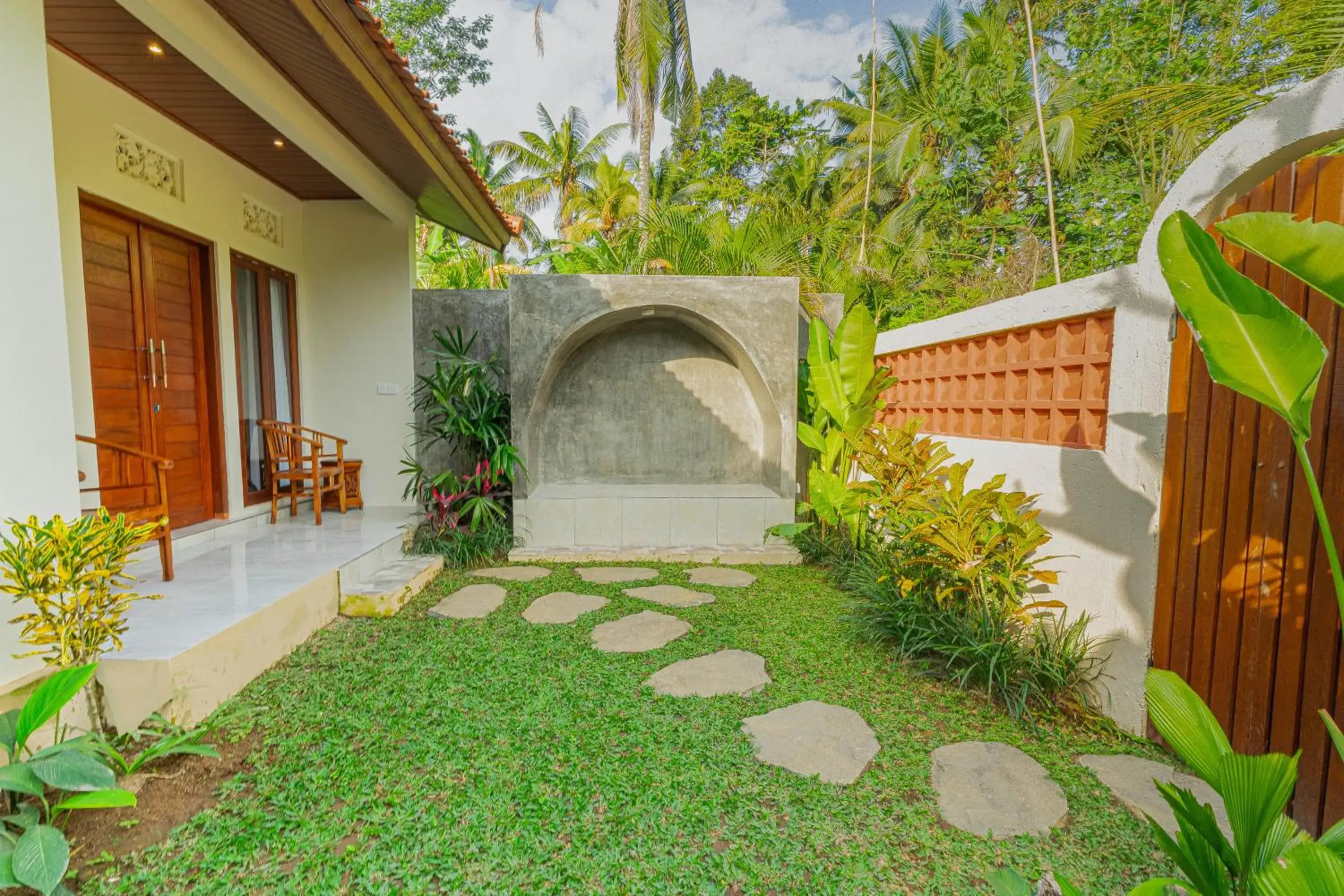 Deluxe Double Room in Puri Kurnia Ayu Deluxe Double Room in Puri Kurnia Ayu