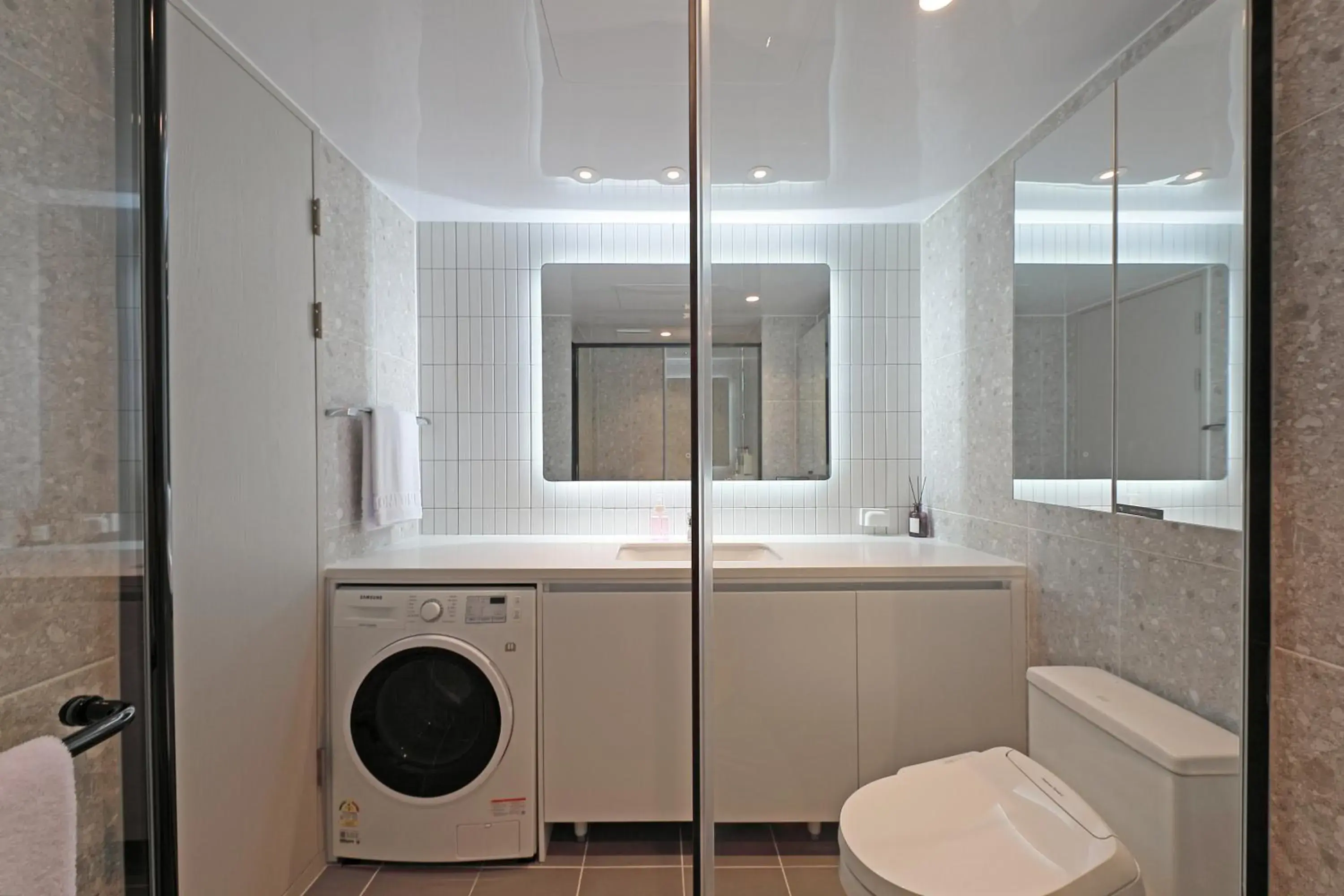 Deluxe Suite in Elmomento Songdo Deluxe Suite in Elmomento Songdo