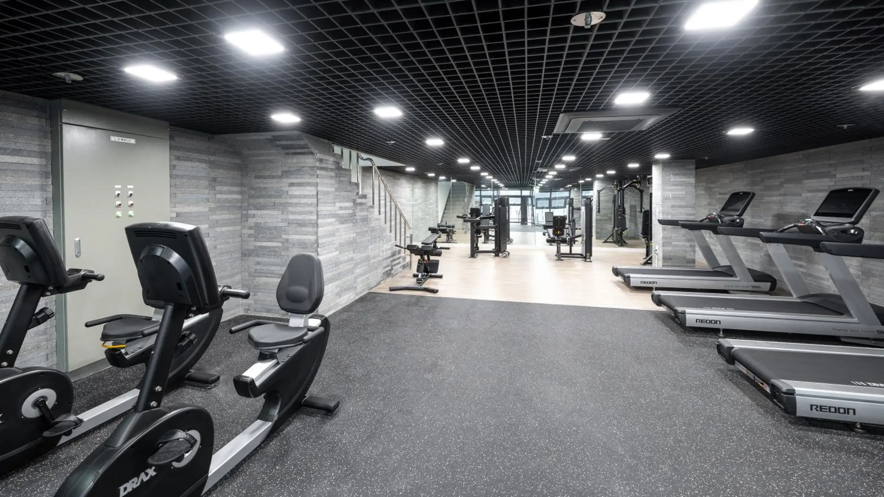 Fitness centre/facilities in Elmomento Songdo Fitness centre/facilities in Elmomento Songdo