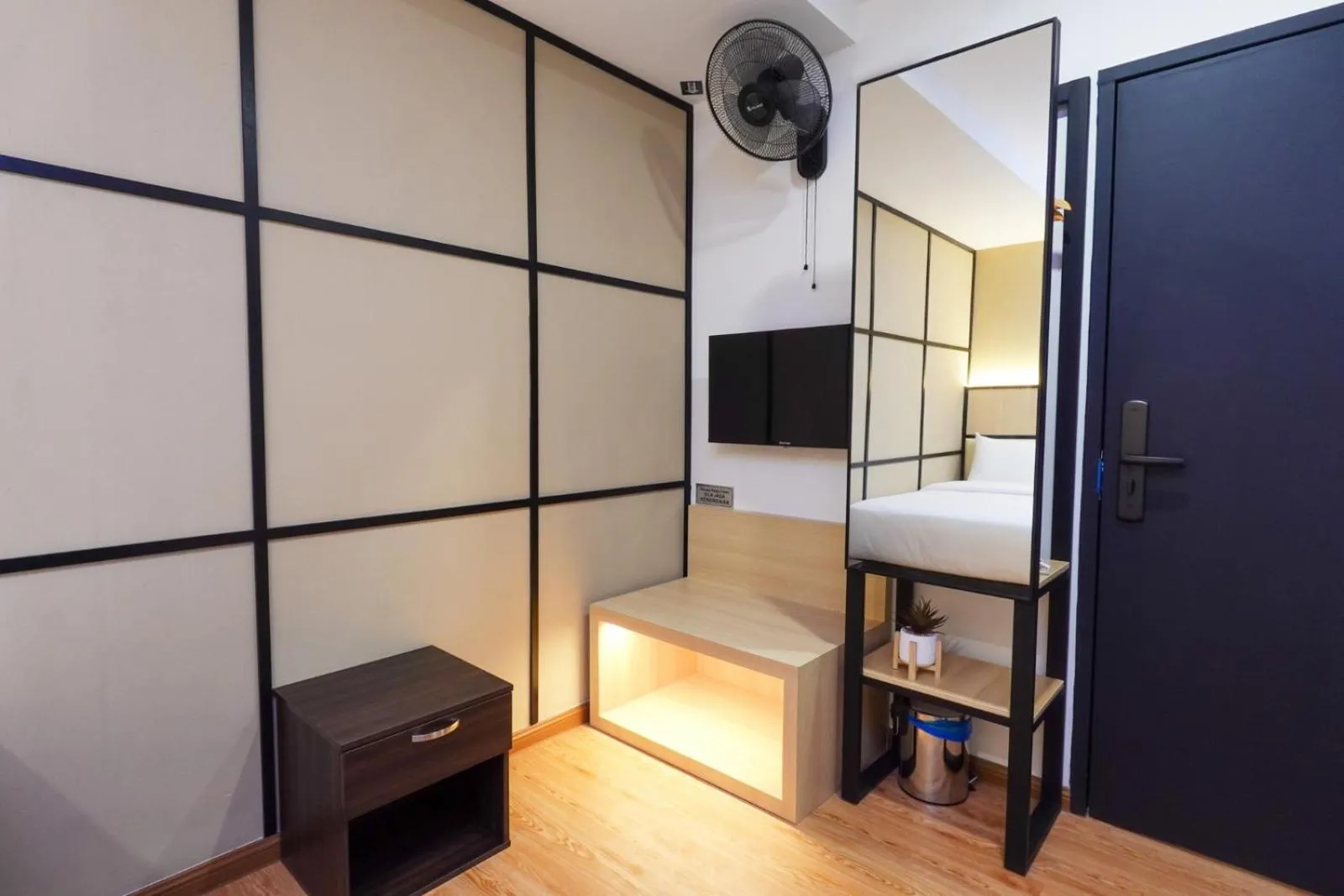 TV and multimedia, Bed in Merits Hotel Cameron Highlands