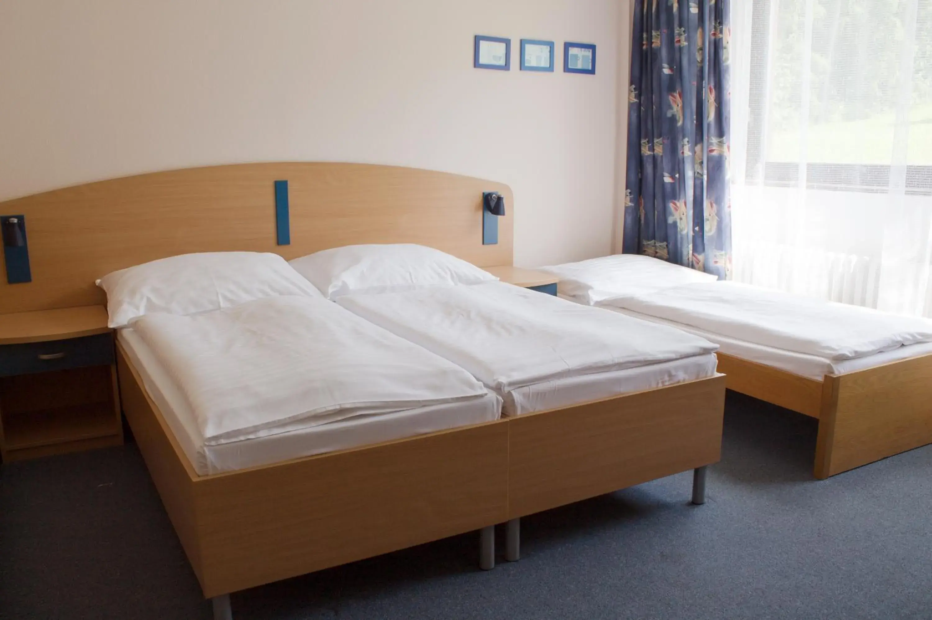Standard Double or Twin Room - single occupancy in Hotel Harmonie Standard Double or Twin Room - single occupancy in Hotel Harmonie