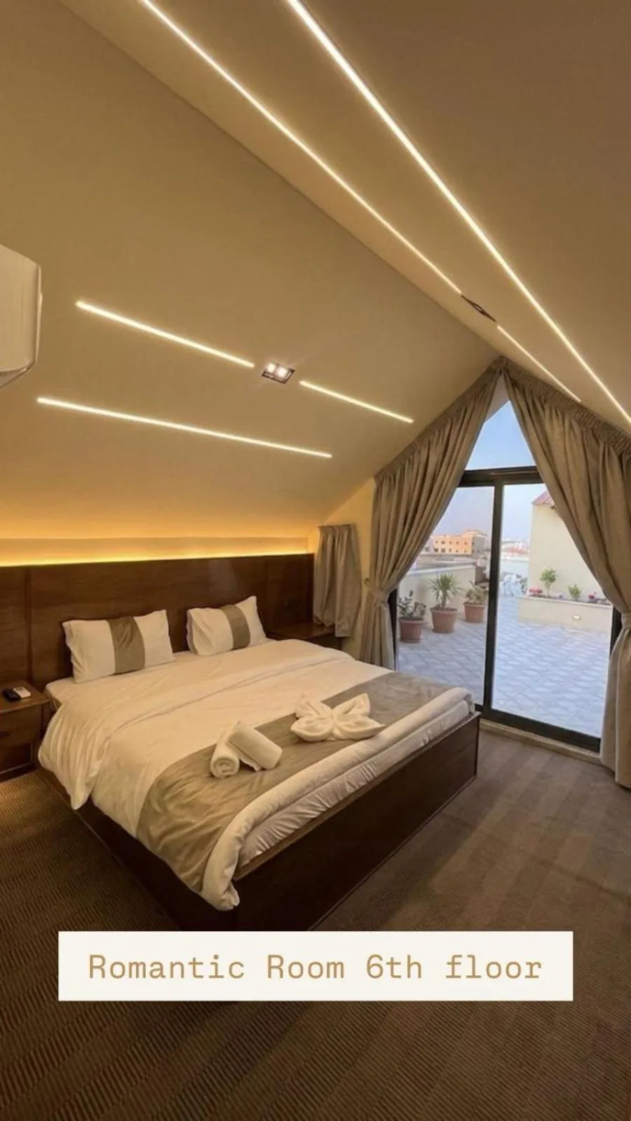 Bed in North paradise hotel