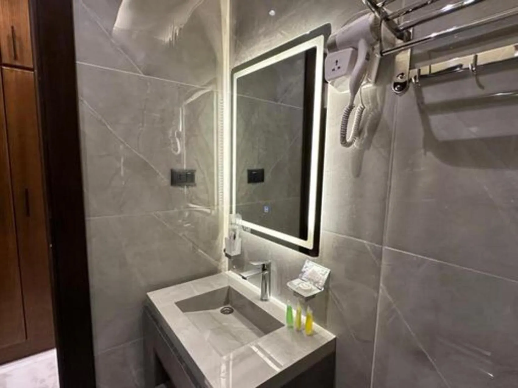 Bathroom in North paradise hotel