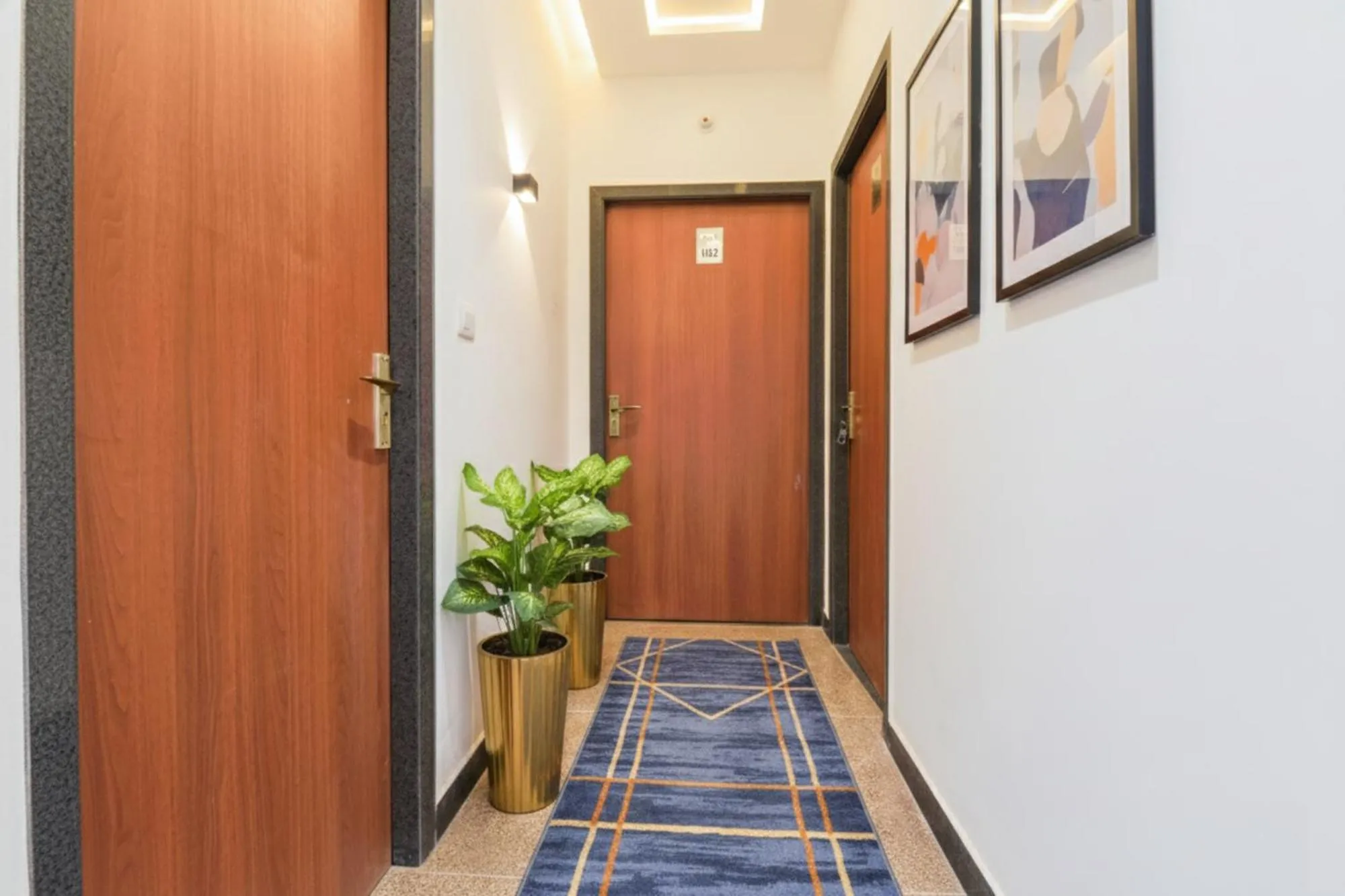 Lobby or reception in FabHotel Samrat Regency