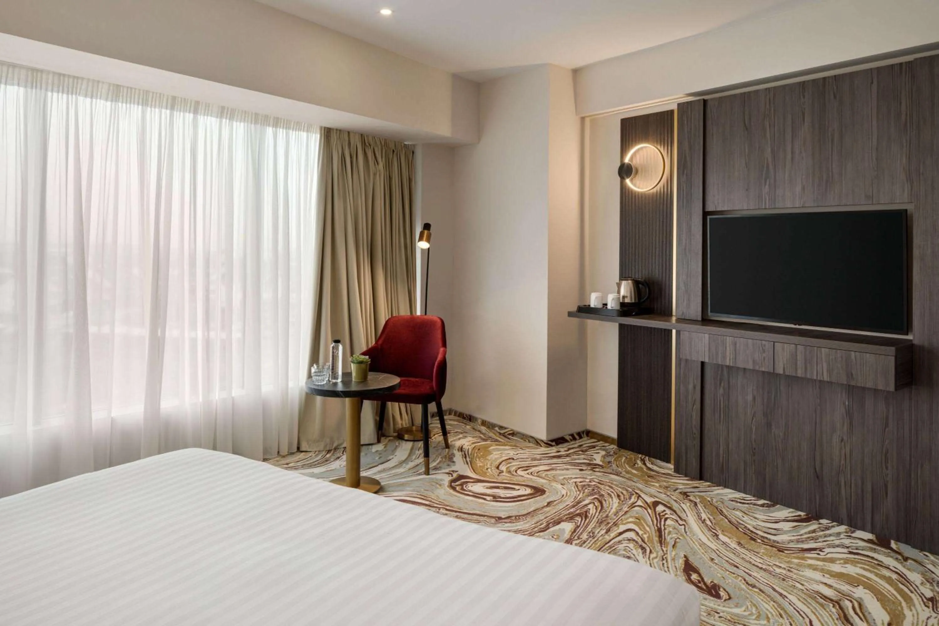 Photo of the whole room, Bed in Ramada by Wyndham Bucharest Otopeni Airport