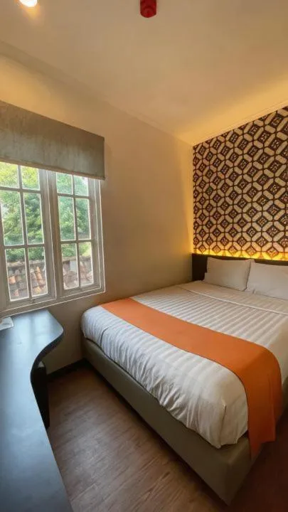Bed in Front One Boutique Tugu Muda Semarang
