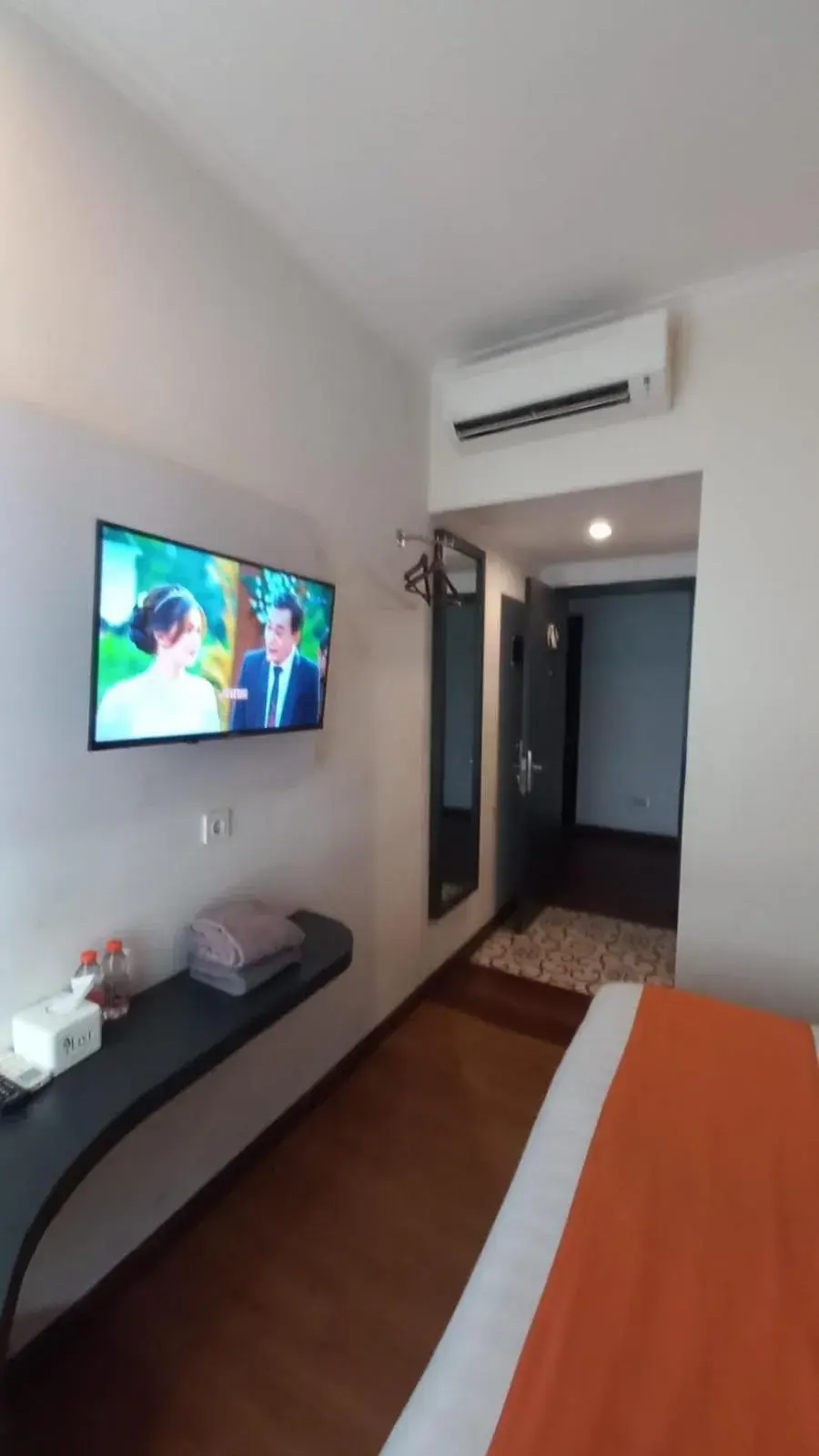 Bed in Front One Boutique Tugu Muda Semarang Bed in Front One Boutique Tugu Muda Semarang