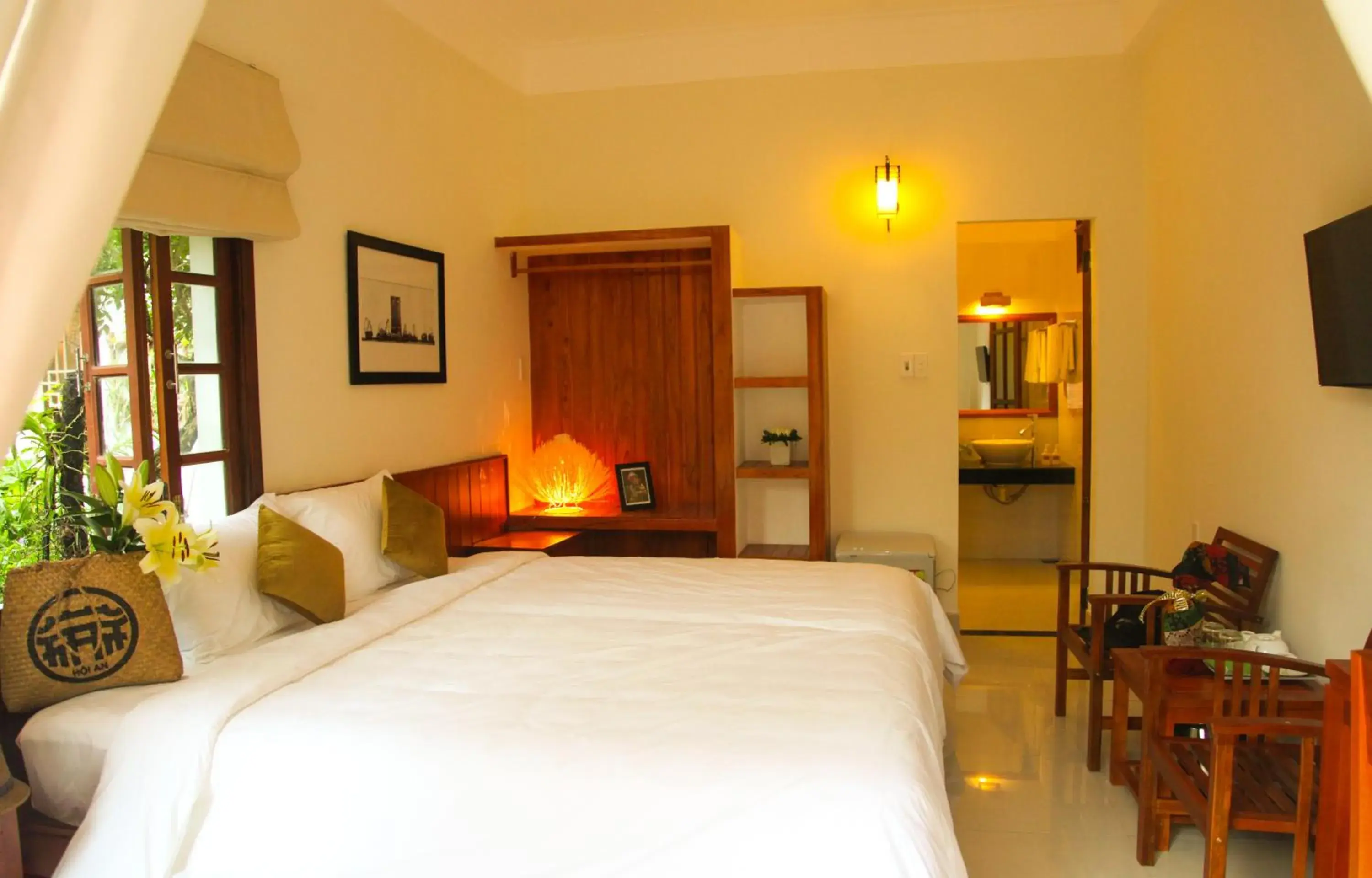 Double Room with Garden View in Charming Homestay Double Room with Garden View in Charming Homestay