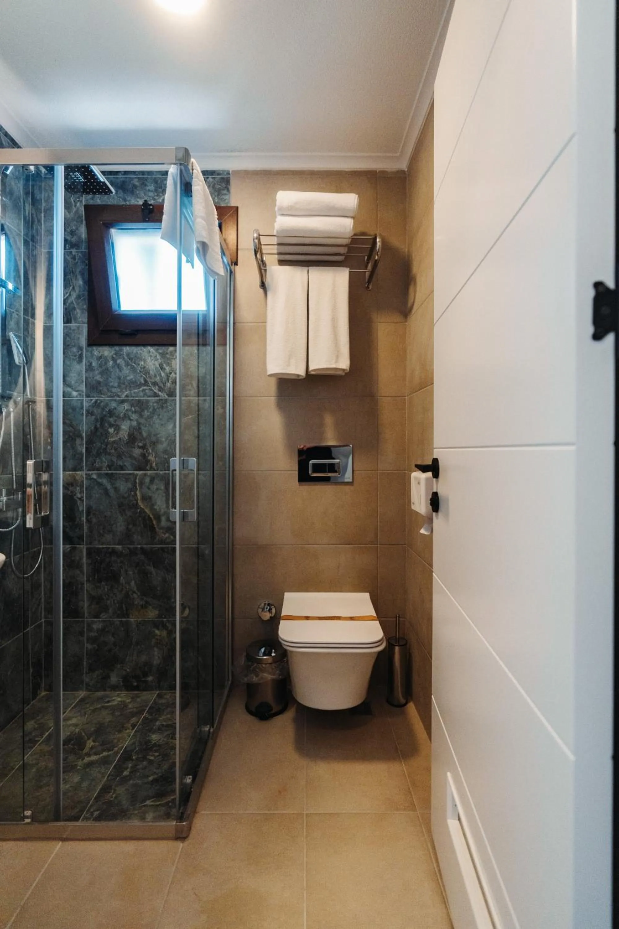 Shower in Rodones 1924