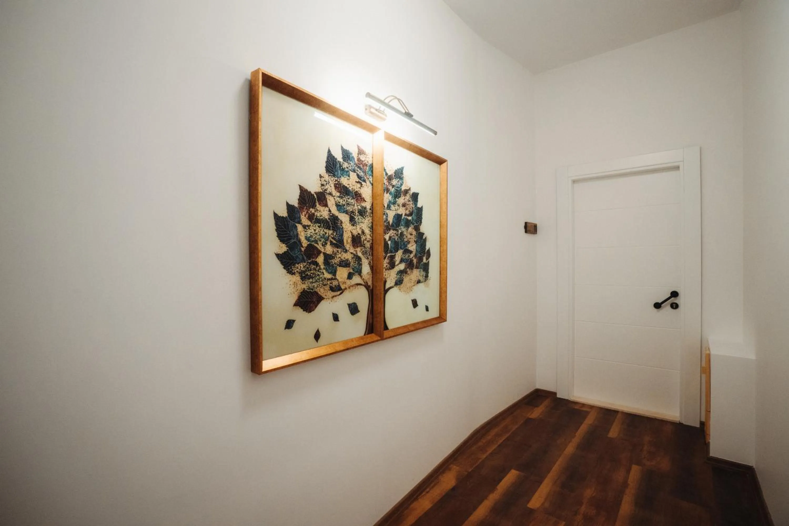 Decorative detail in Rodones 1924