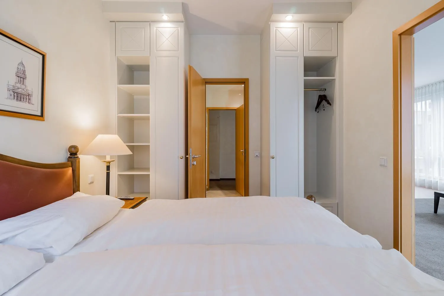 Bed in Apartmenthaus Berlin Mitte