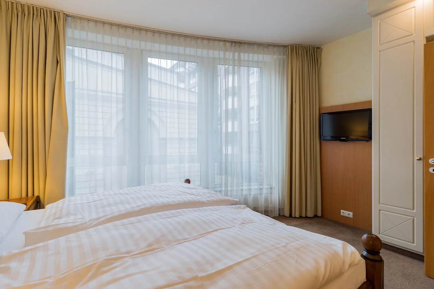 Bed in Apartmenthaus Berlin Mitte