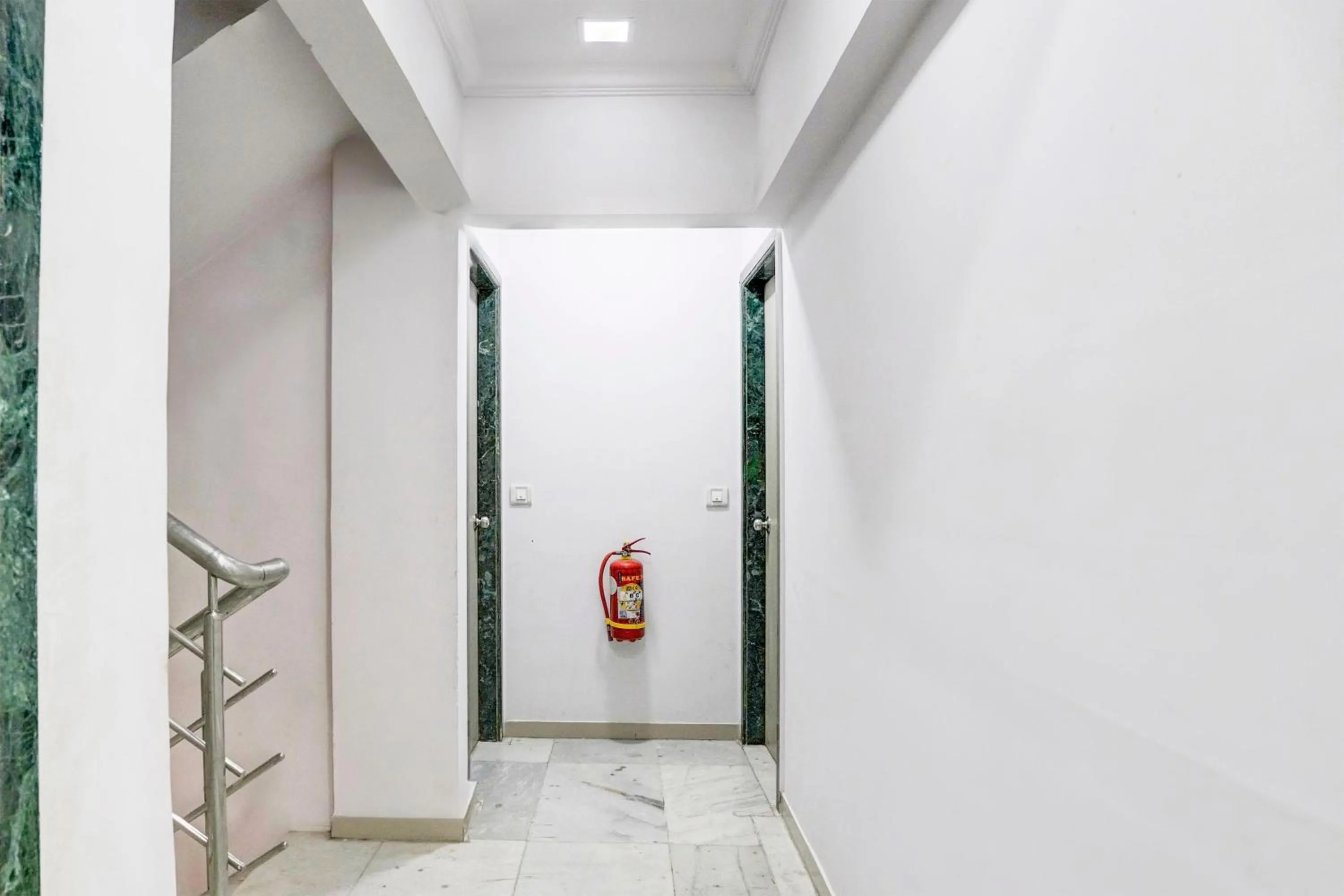 Lobby or reception in Super Hotel O Four Bungalow Formerly Ardaas Residency