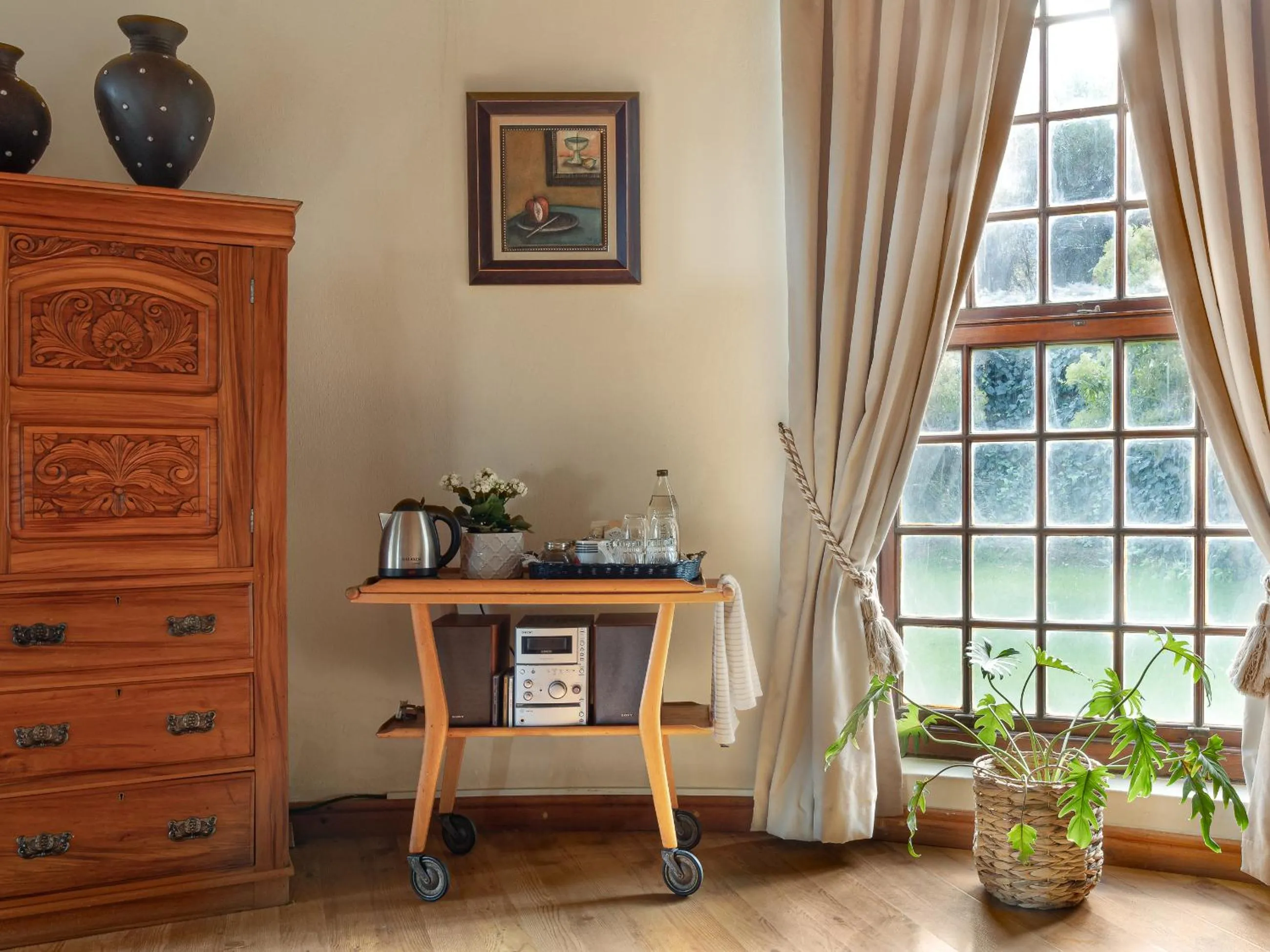 Coffee/tea facilities in Mountain Manor