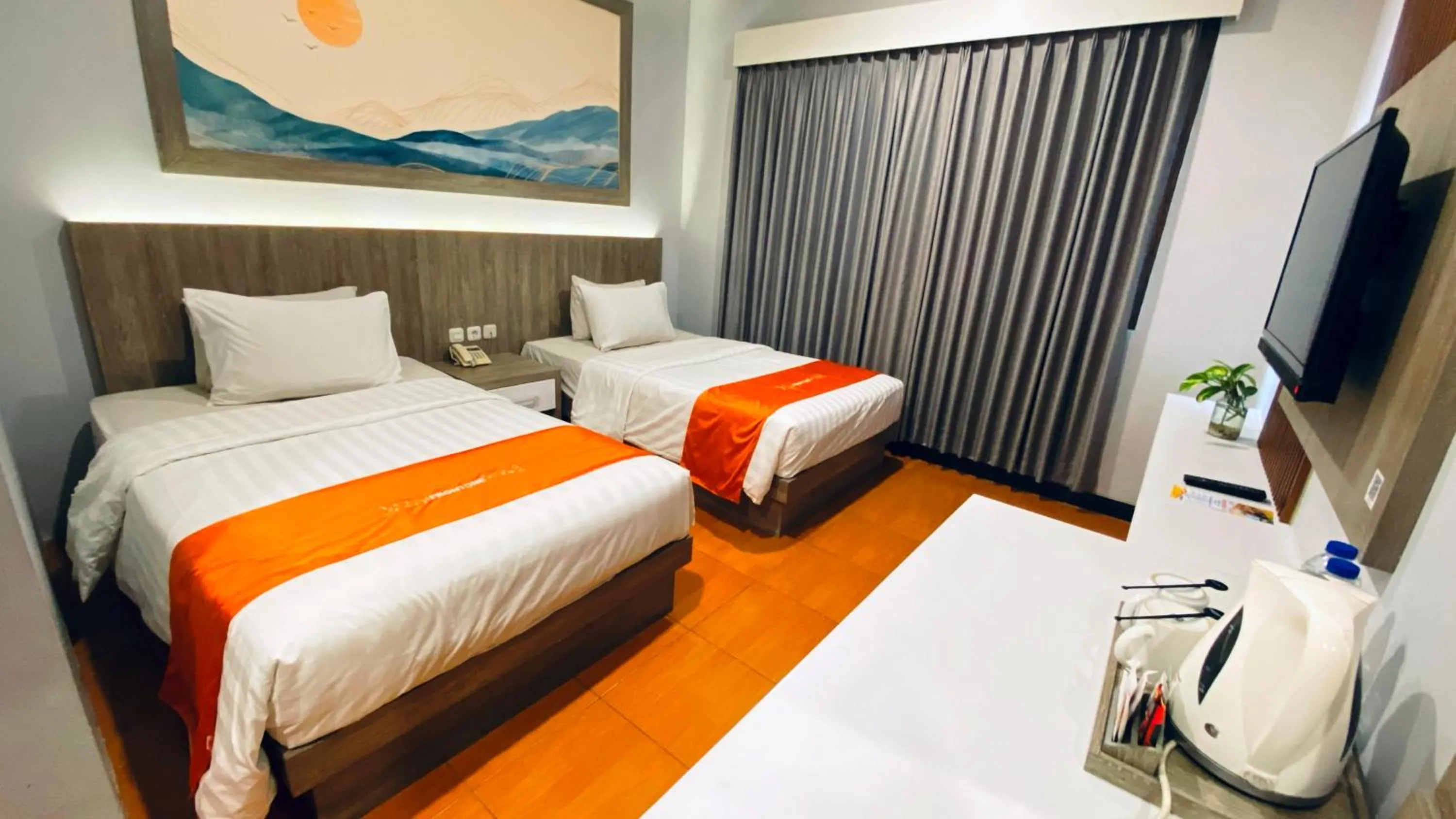 Bedroom, Bed in Front One HK Resort Simpang Lima