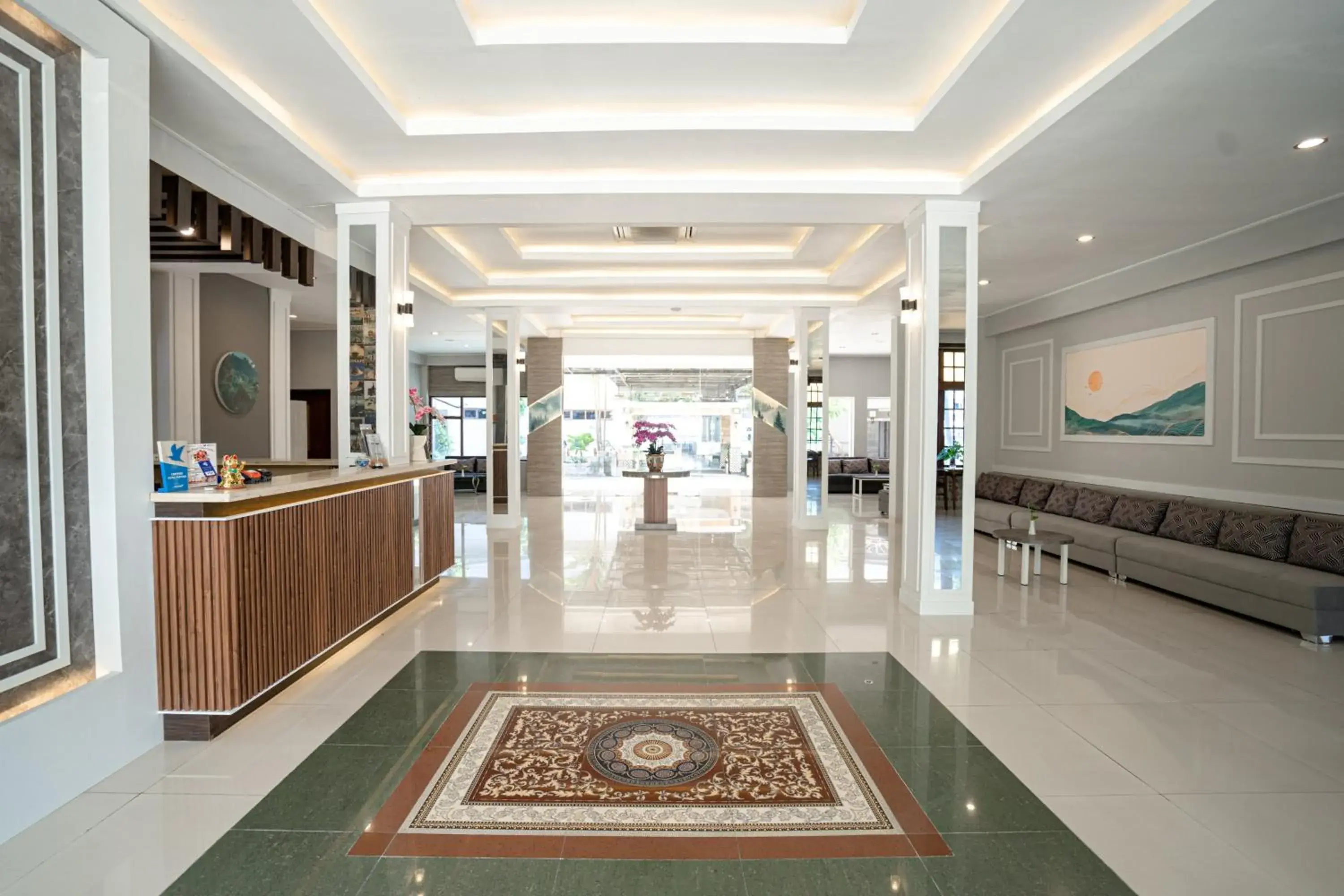 Lobby or reception in Front One HK Resort Simpang Lima Lobby or reception in Front One HK Resort Simpang Lima