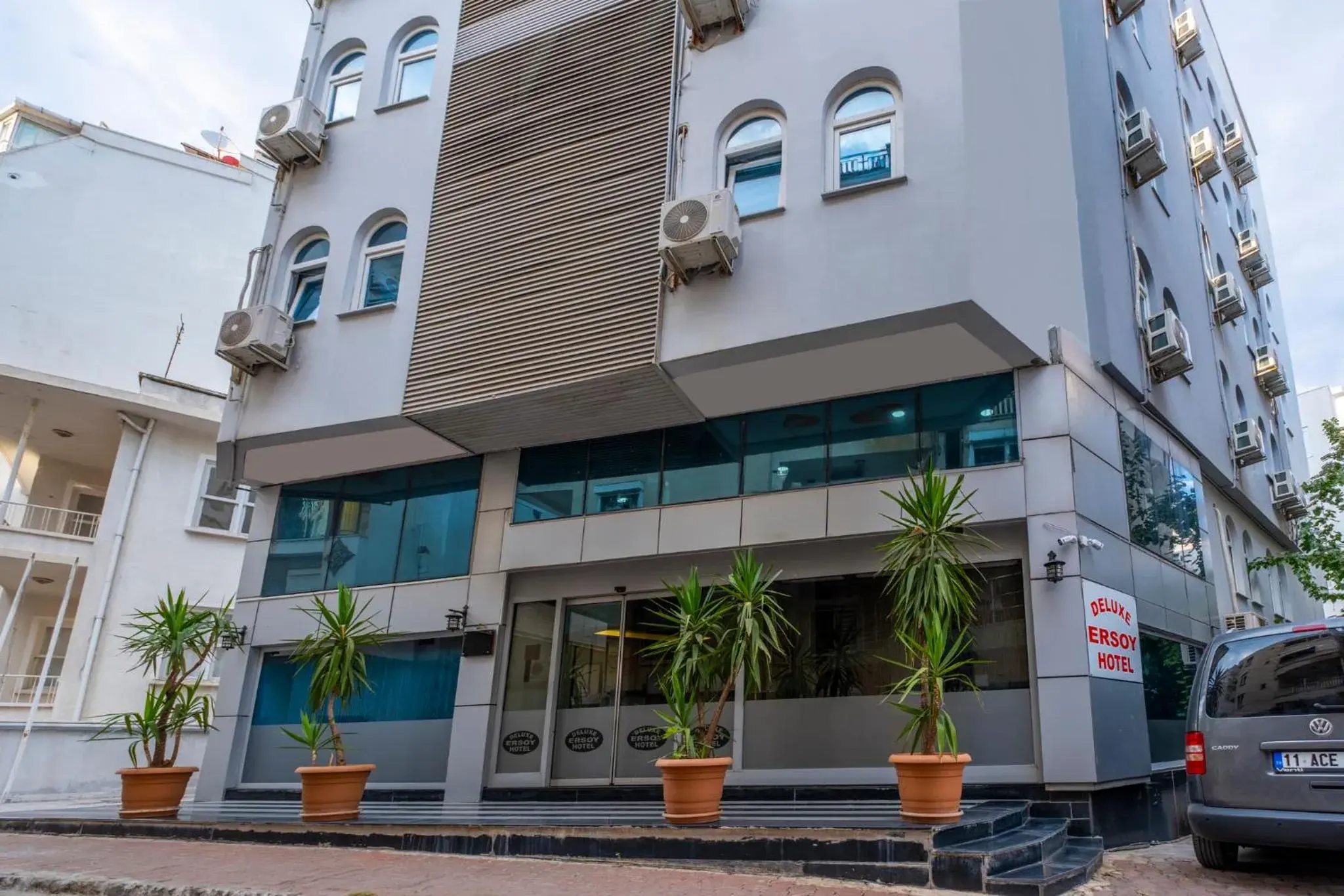 Property building in Deluxe Ersoy Hotel Property building in Deluxe Ersoy Hotel