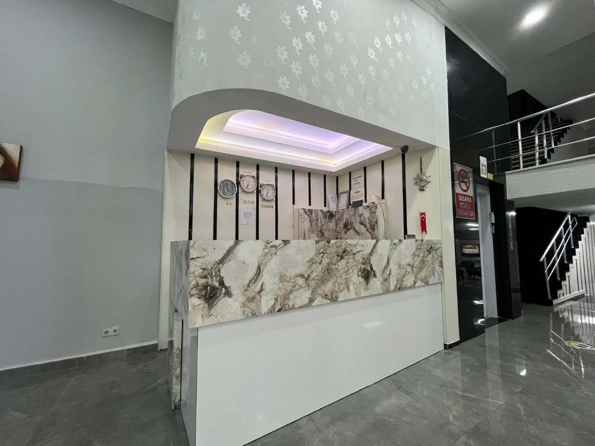 Lobby or reception in Deluxe Ersoy Hotel