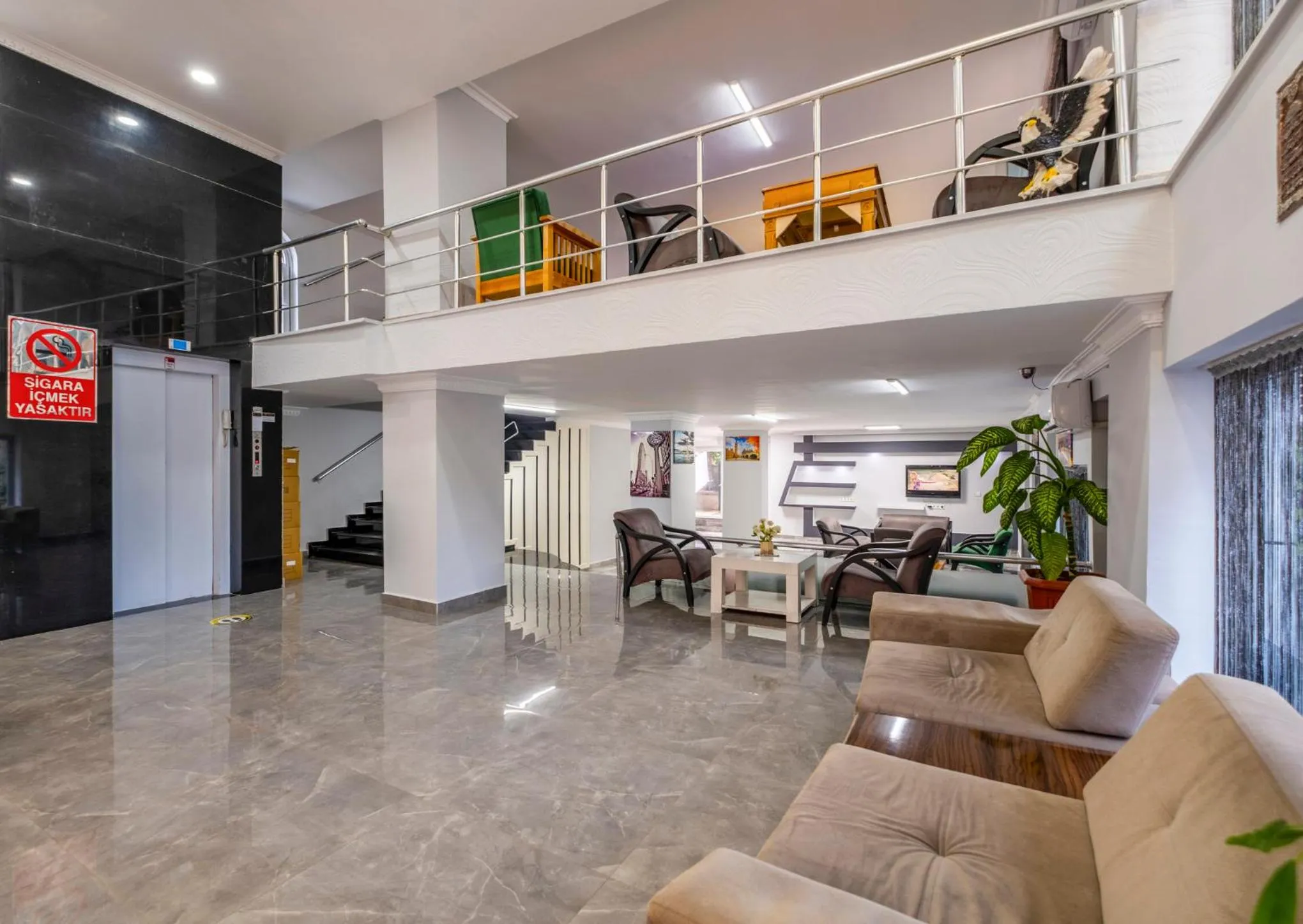 Lobby or reception in Deluxe Ersoy Hotel