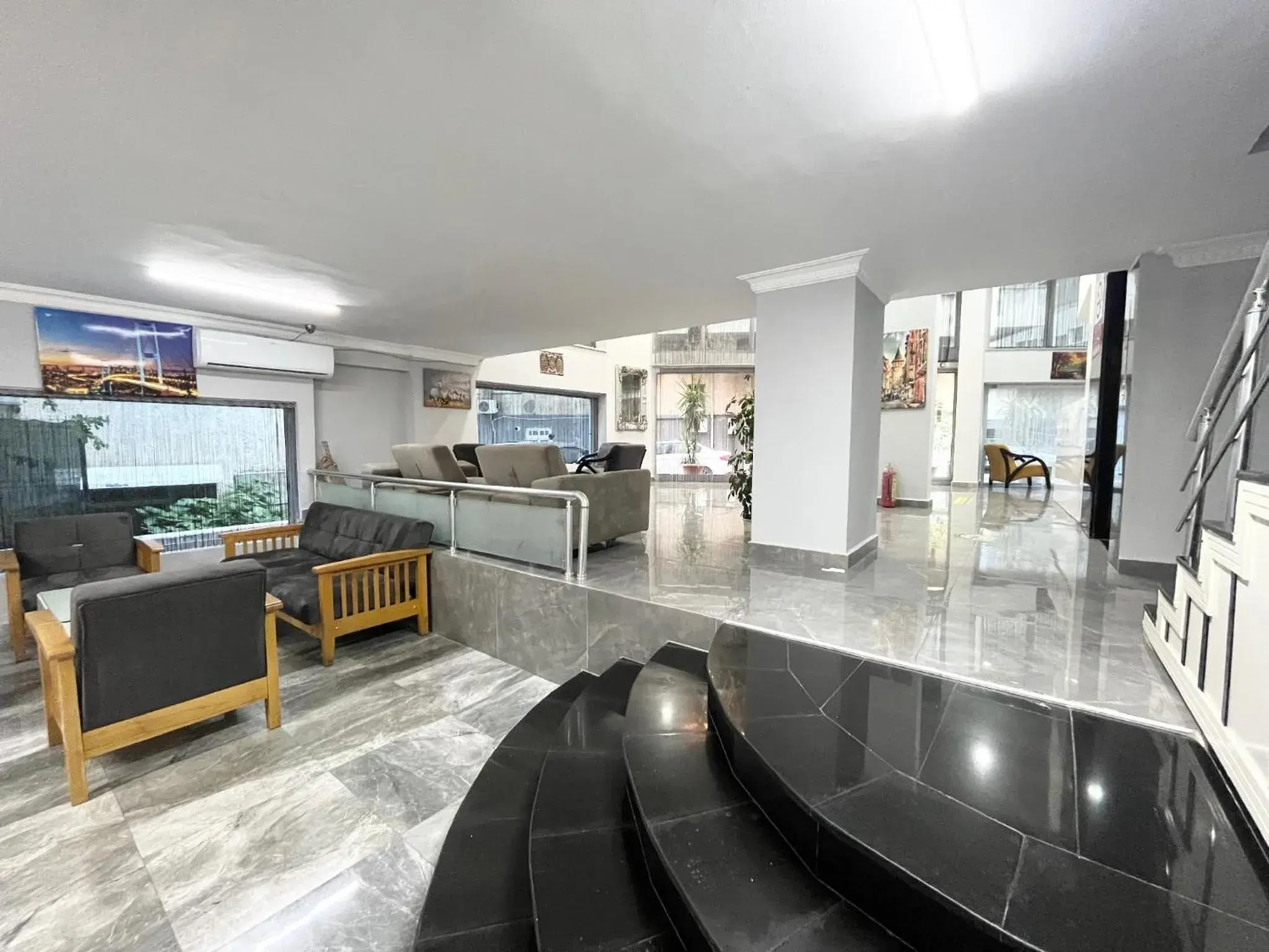 Lobby or reception in Deluxe Ersoy Hotel Lobby or reception in Deluxe Ersoy Hotel