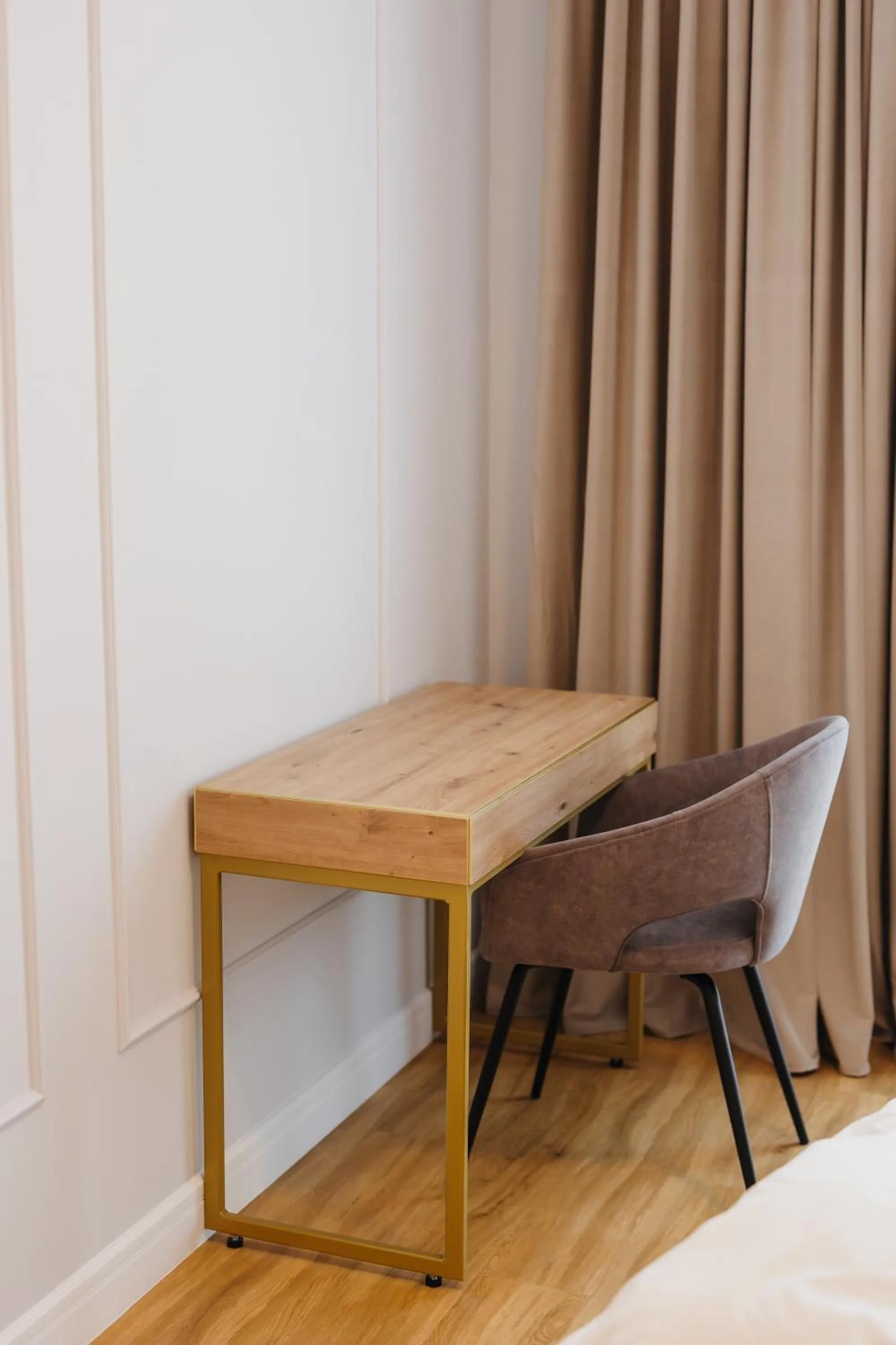 Bloom Downtown Suites