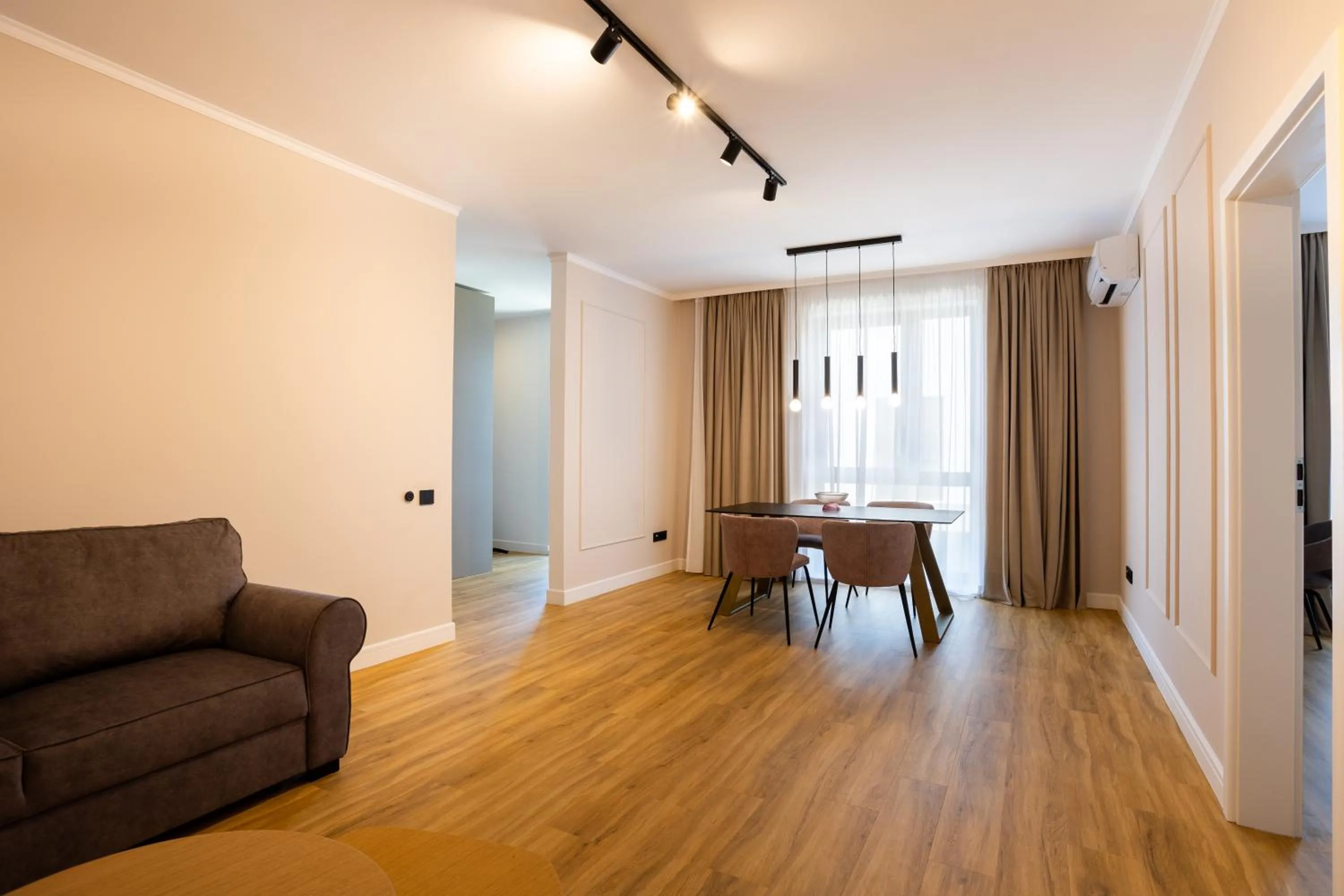 Bloom Downtown Suites