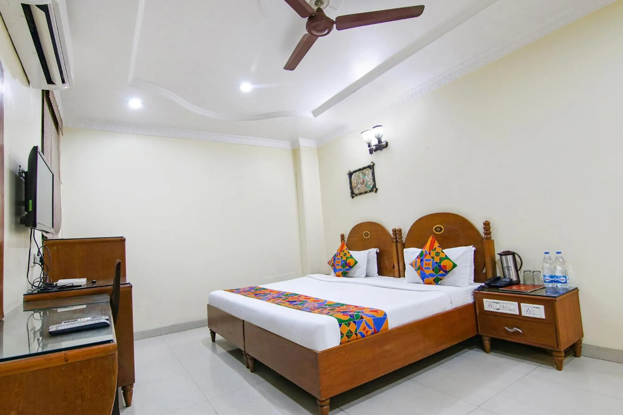 Bed in FabHotel CS Jalandhar
