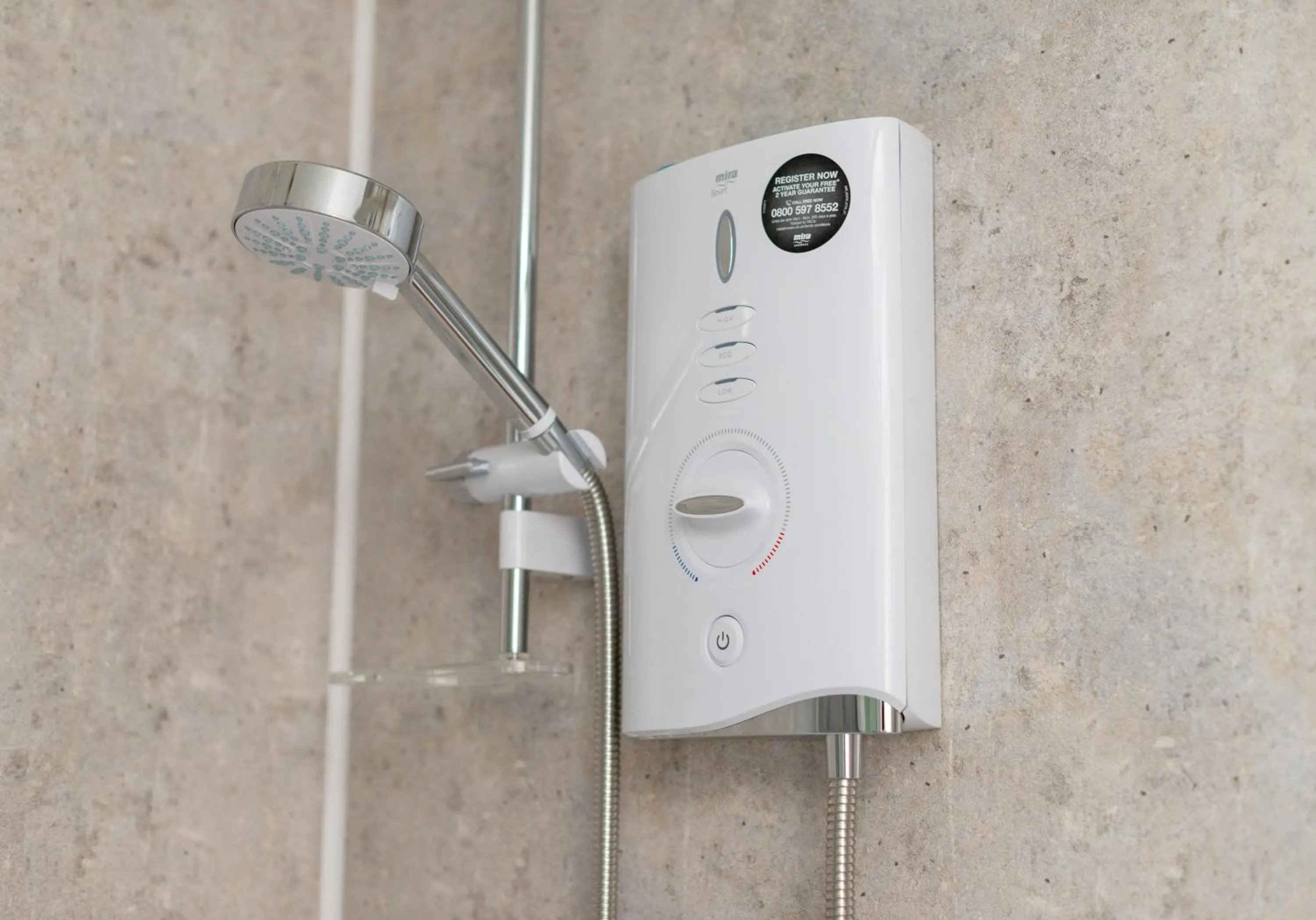 Shower in Canongate - 357