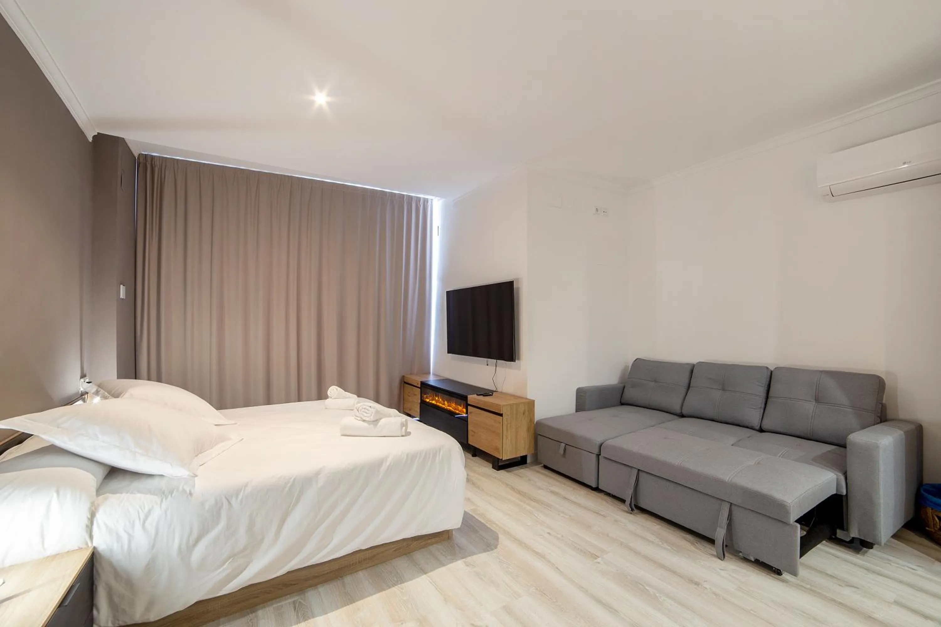 TV and multimedia, Bed in Albufera Dreams Nature Suites