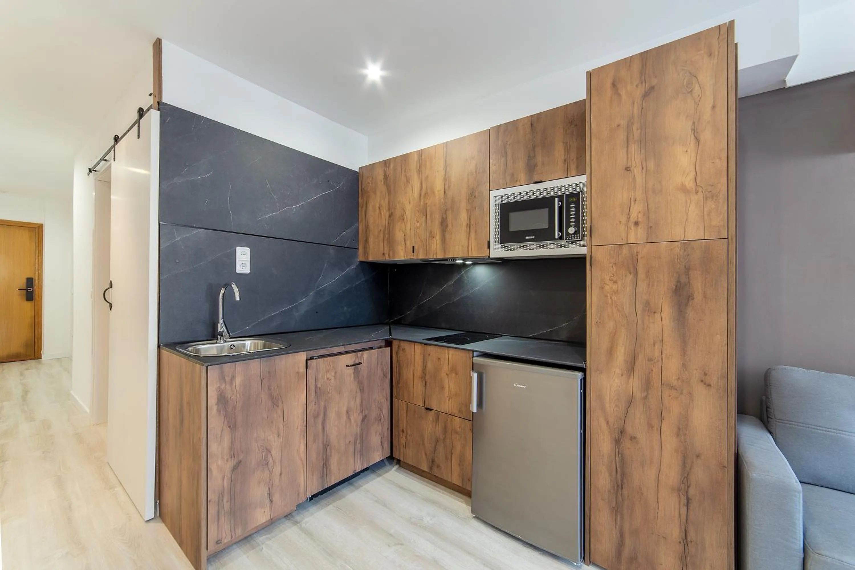 Kitchen or kitchenette in Albufera Dreams Nature Suites