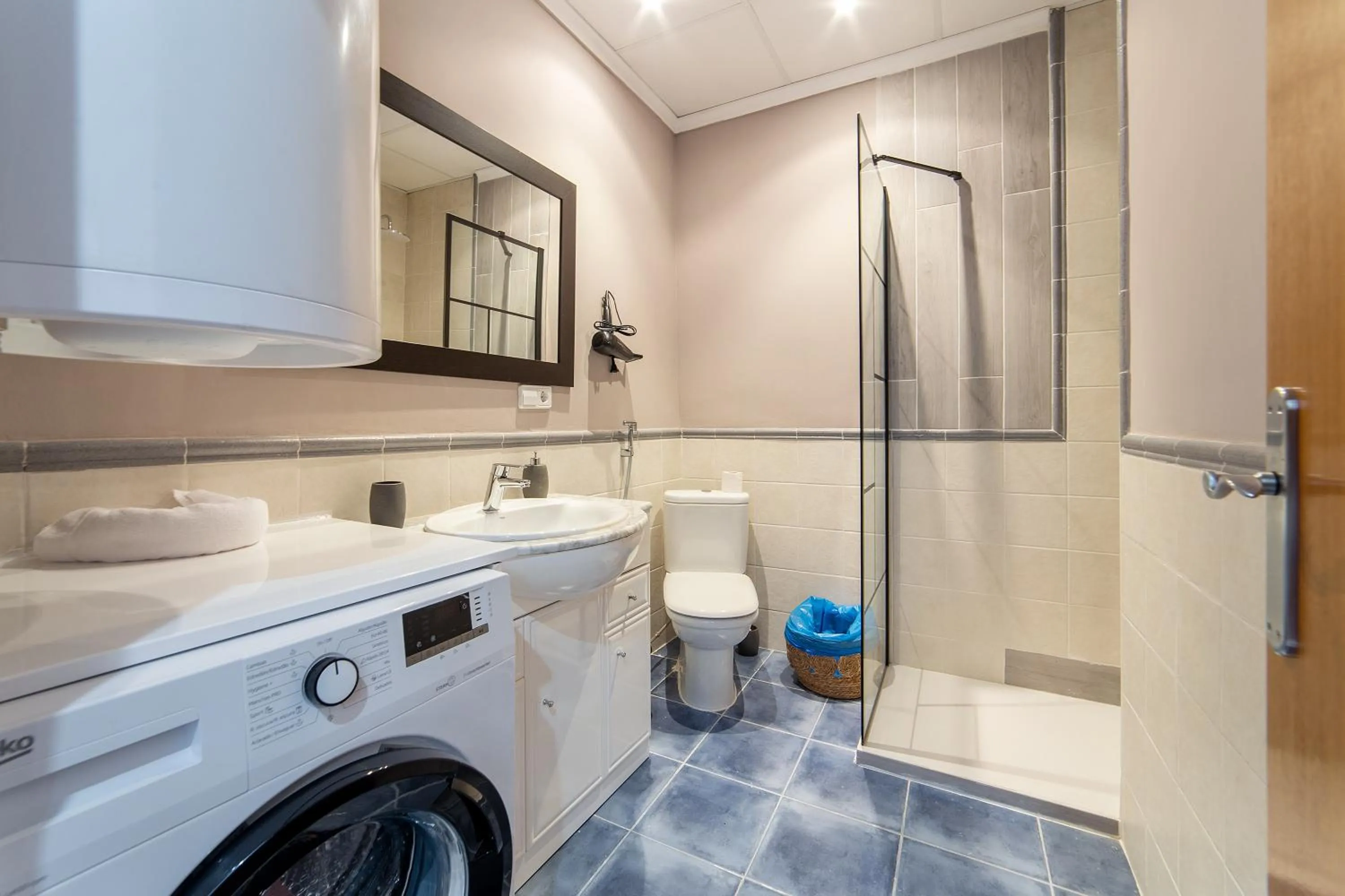 Shower in Albufera Dreams Nature Suites